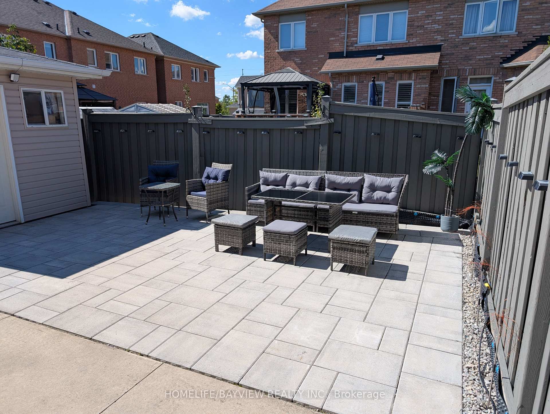 Photo 29 of 32 Devonsleigh Drive, Brampton, Fletcher's Meadow — HOMEH