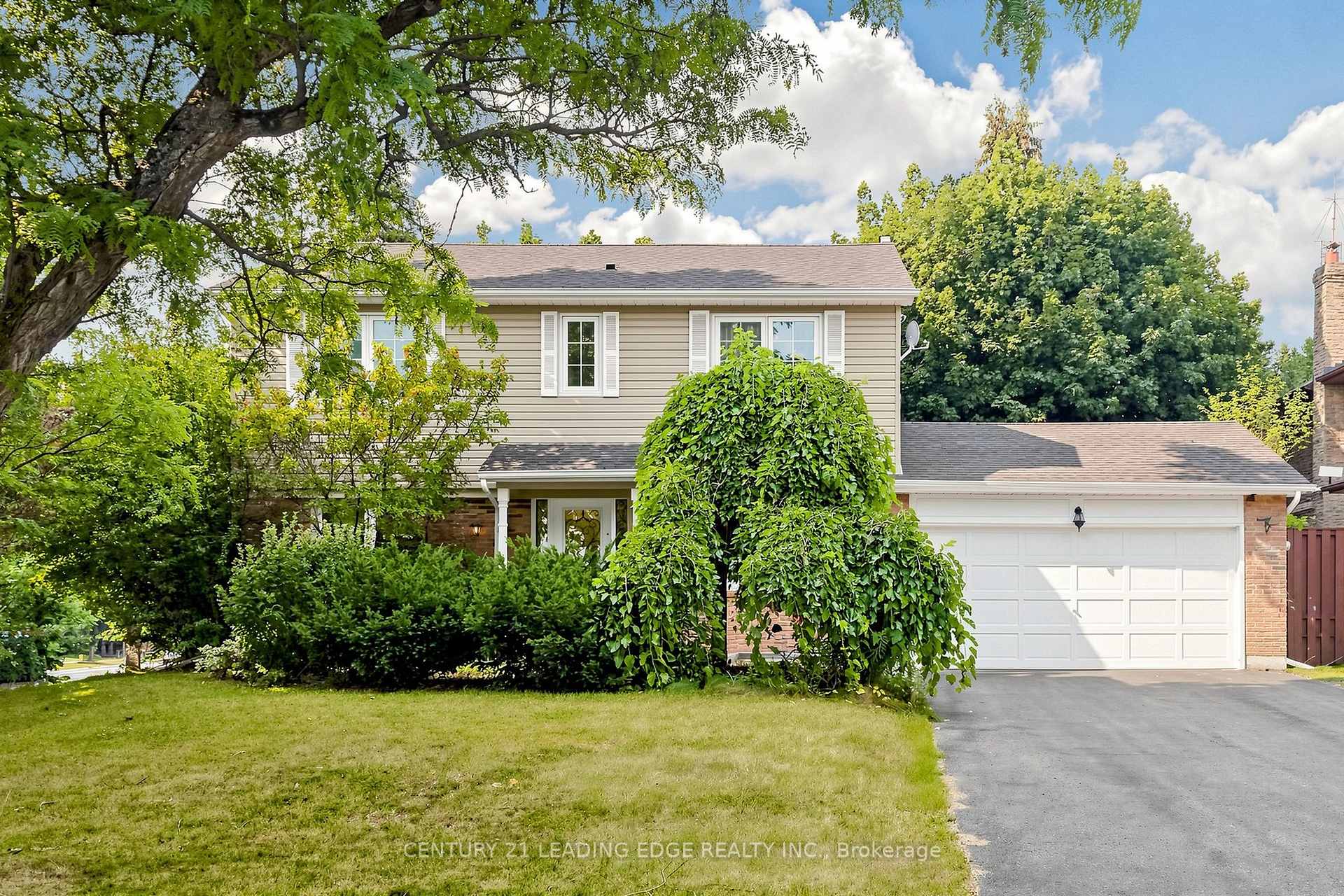 Front of 1 Briarwood Road