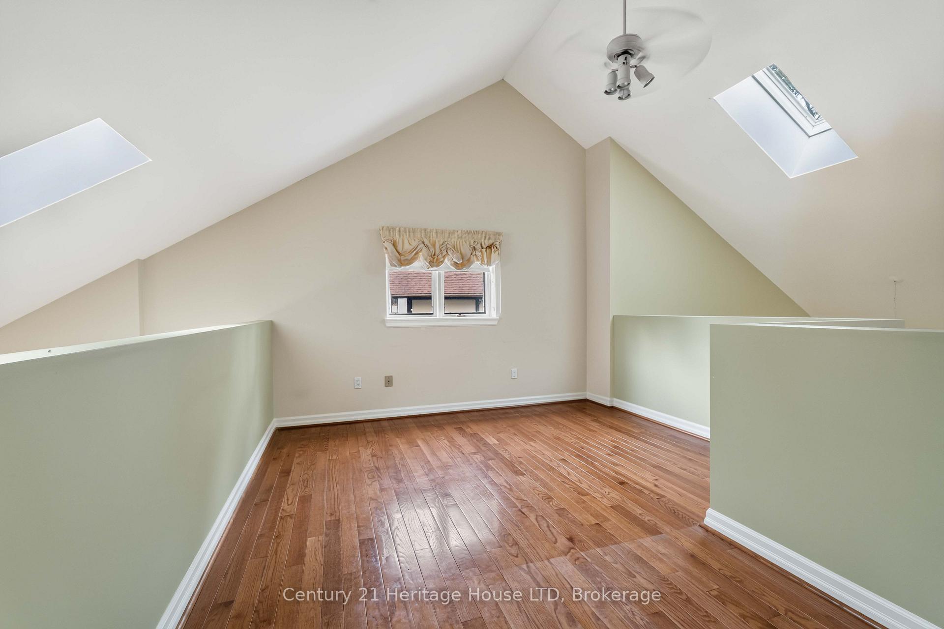 Photo 16 of 6254 Gore Street, Niagara Falls, Stamford — HOMEH
