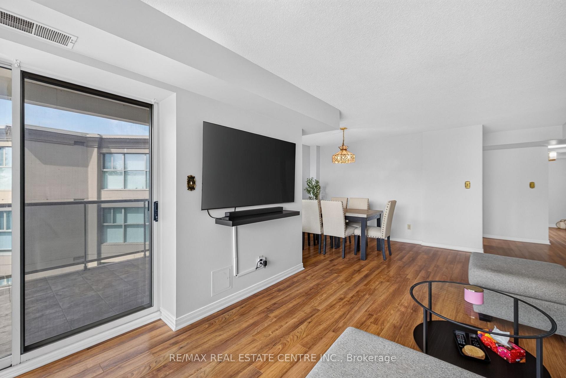 Photo 8 of Unit 602, 281 Bristol Street, Guelph, Junction/Onward Willow — HOMEH