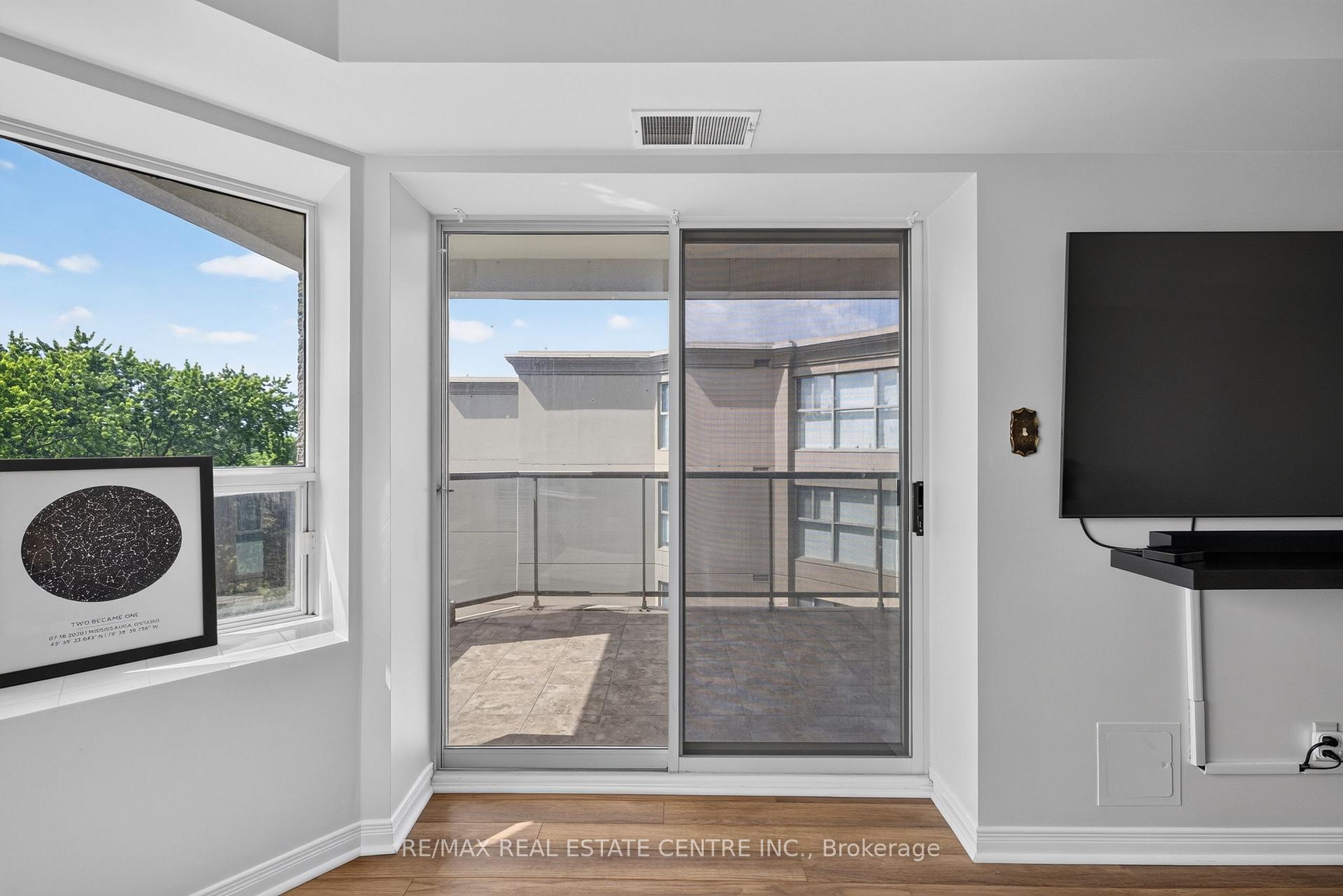 Photo 10 of Unit 602, 281 Bristol Street, Guelph, Junction/Onward Willow — HOMEH