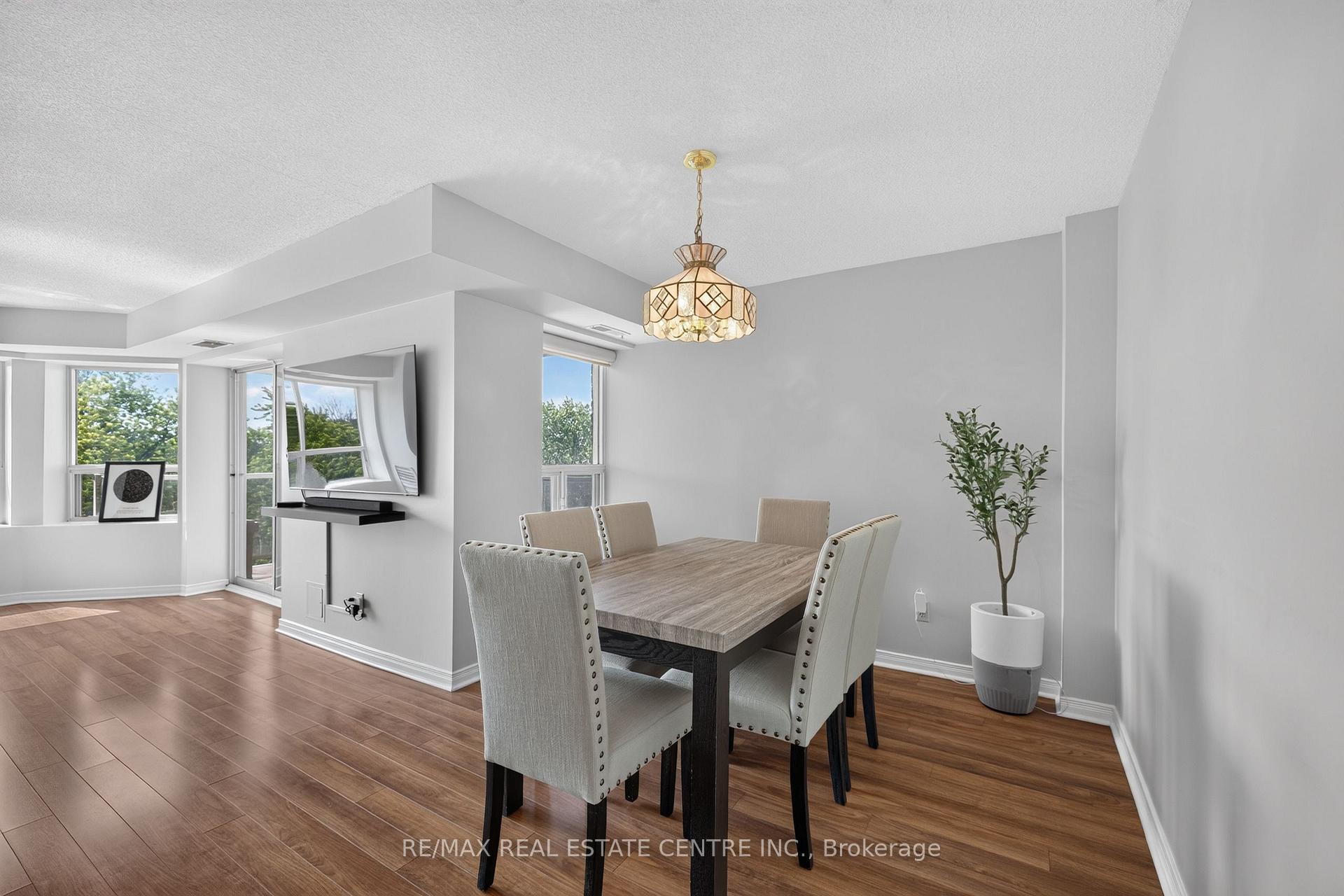 Photo 13 of Unit 602, 281 Bristol Street, Guelph, Junction/Onward Willow — HOMEH
