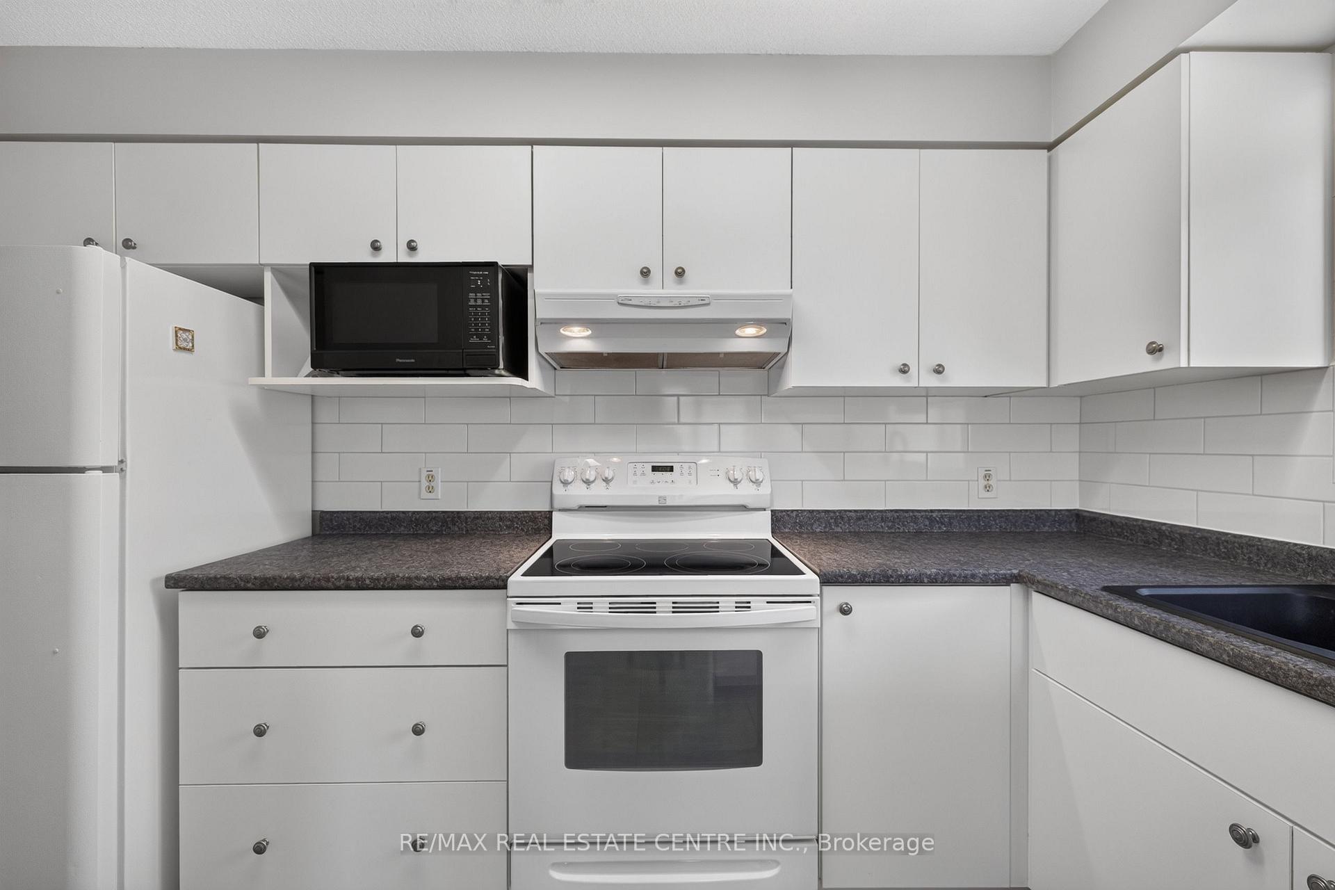 Photo 15 of Unit 602, 281 Bristol Street, Guelph, Junction/Onward Willow — HOMEH