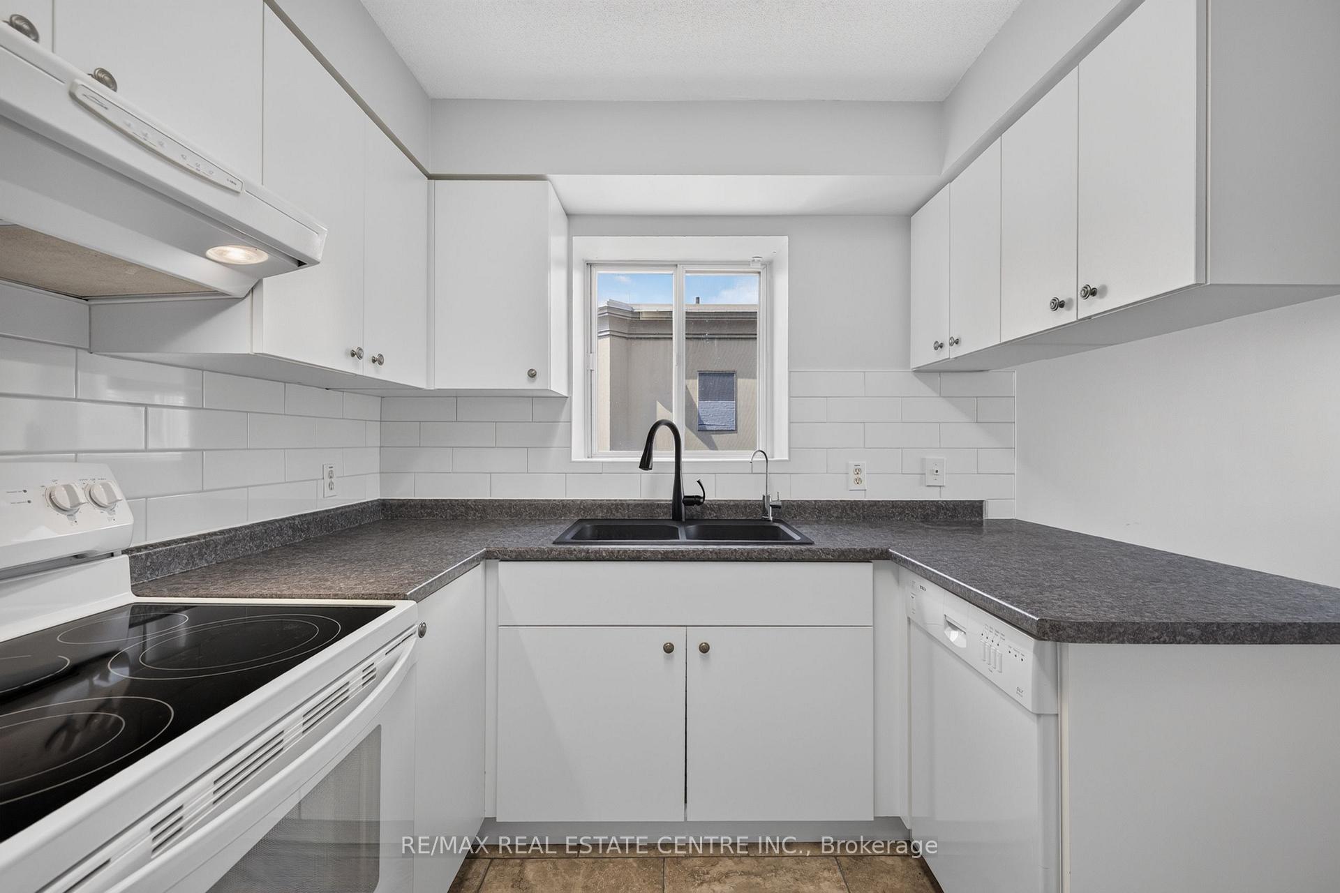 Photo 16 of Unit 602, 281 Bristol Street, Guelph, Junction/Onward Willow — HOMEH
