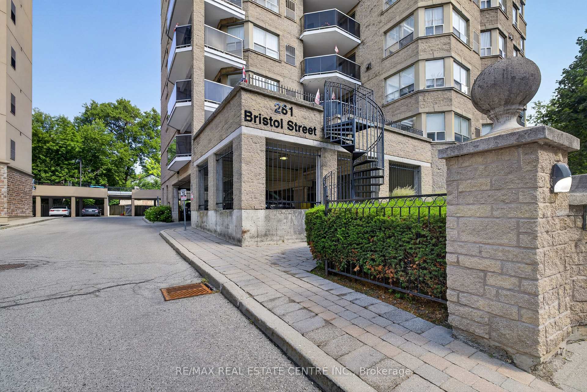 Photo 34 of Unit 602, 281 Bristol Street, Guelph, Junction/Onward Willow — HOMEH