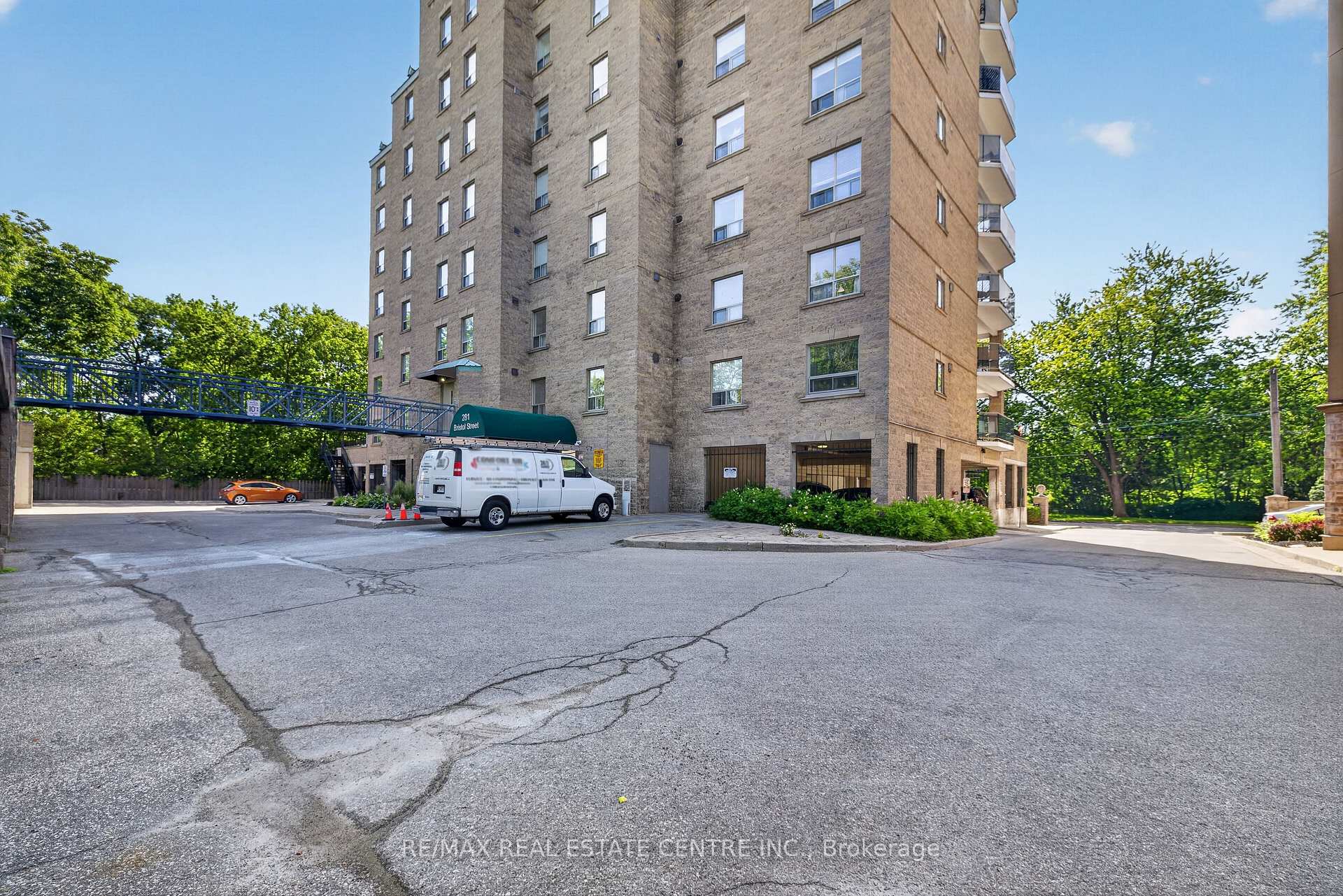 Photo 35 of Unit 602, 281 Bristol Street, Guelph, Junction/Onward Willow — HOMEH