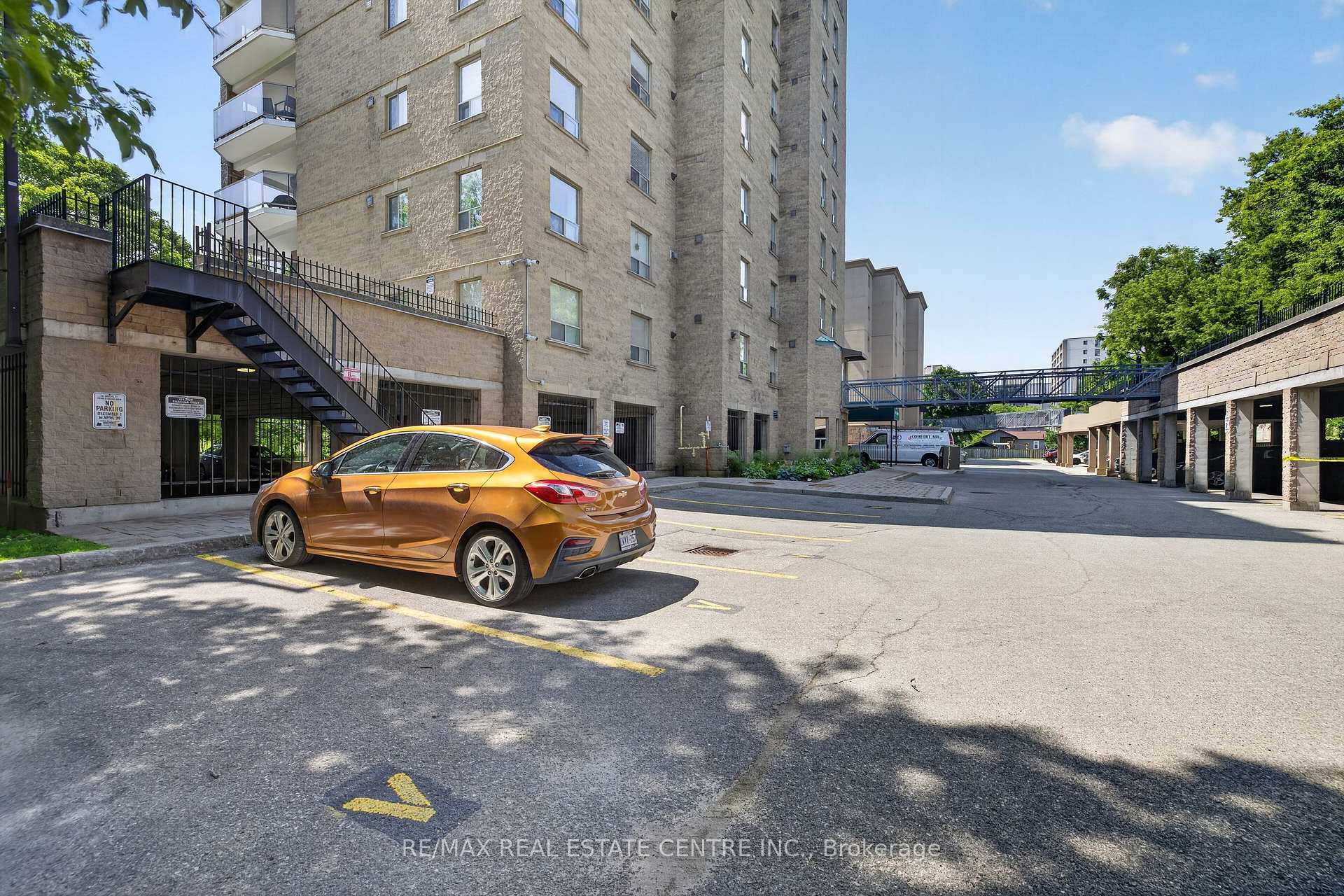 Photo 39 of Unit 602, 281 Bristol Street, Guelph, Junction/Onward Willow — HOMEH