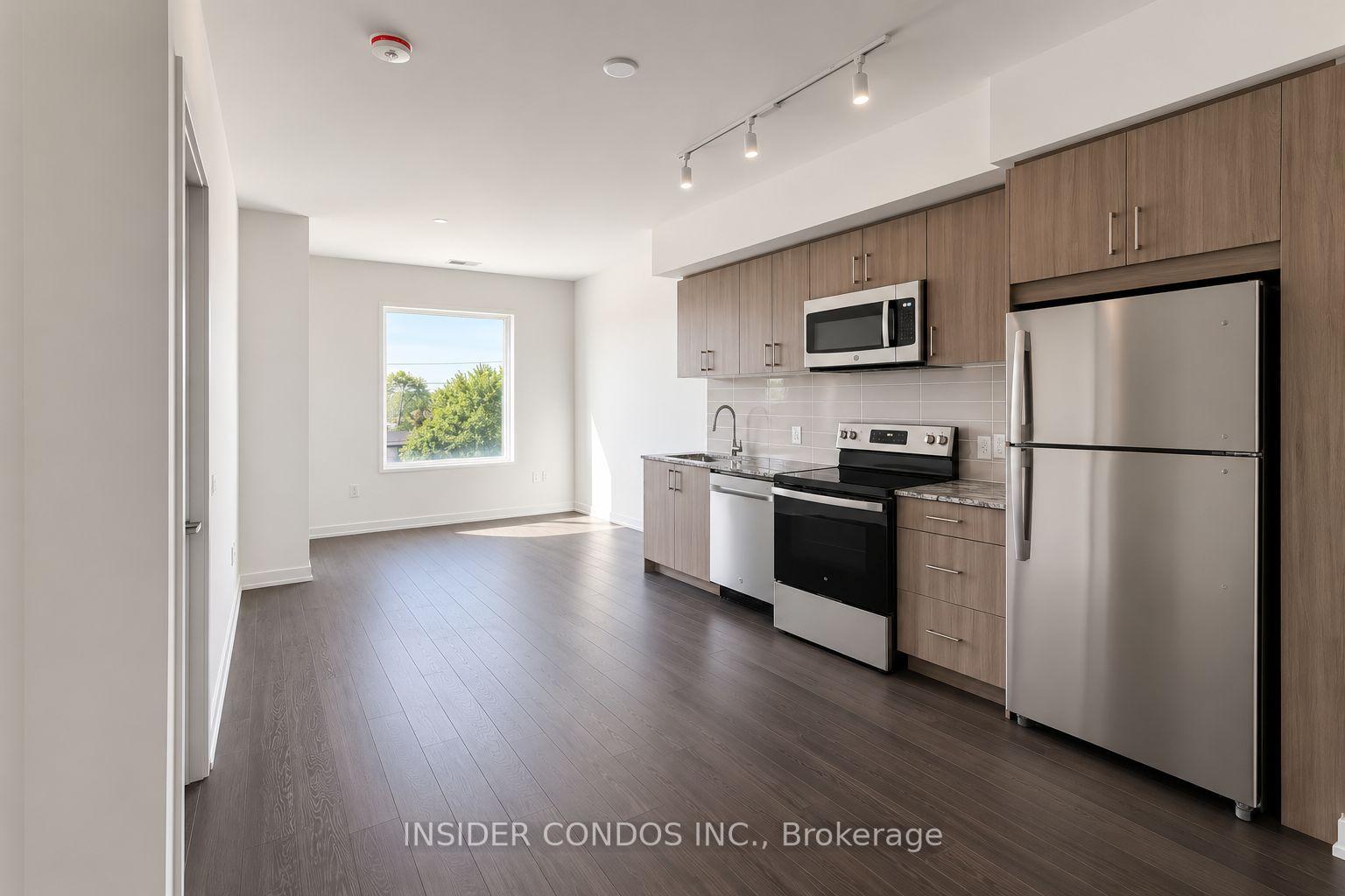 Front of Unit 428, 4010 Eglinton Avenue W