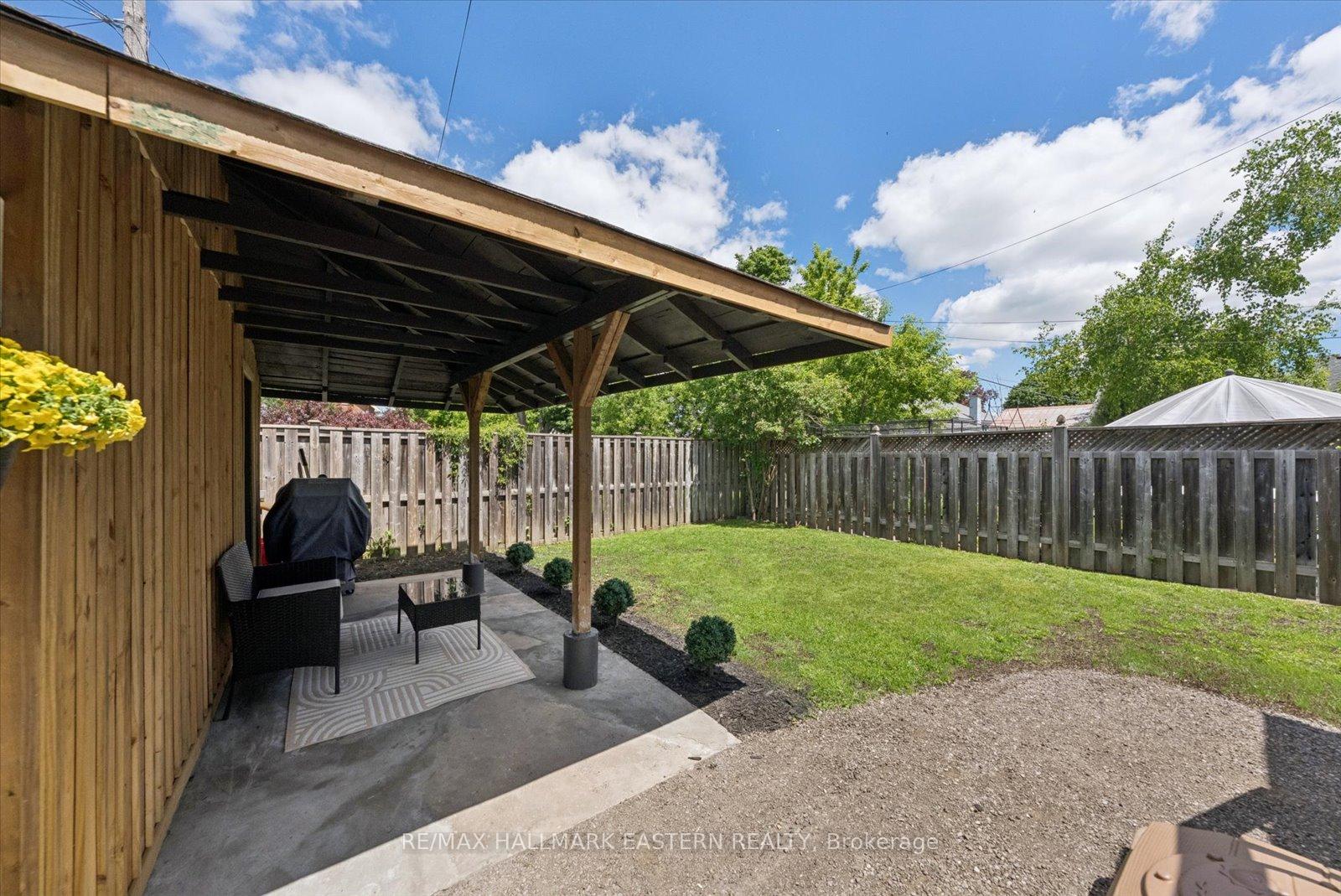Photo 26 of 590 Douglas Avenue, Peterborough, Town Ward 3 — HOMEH