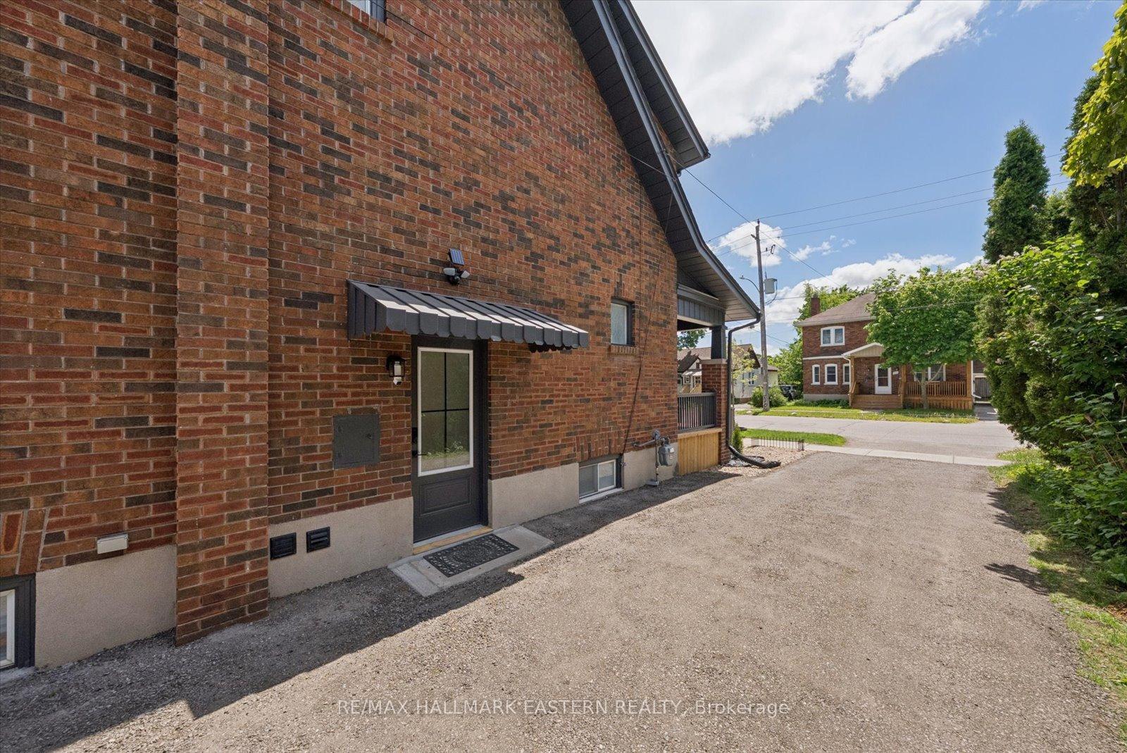 Photo 30 of 590 Douglas Avenue, Peterborough, Town Ward 3 — HOMEH