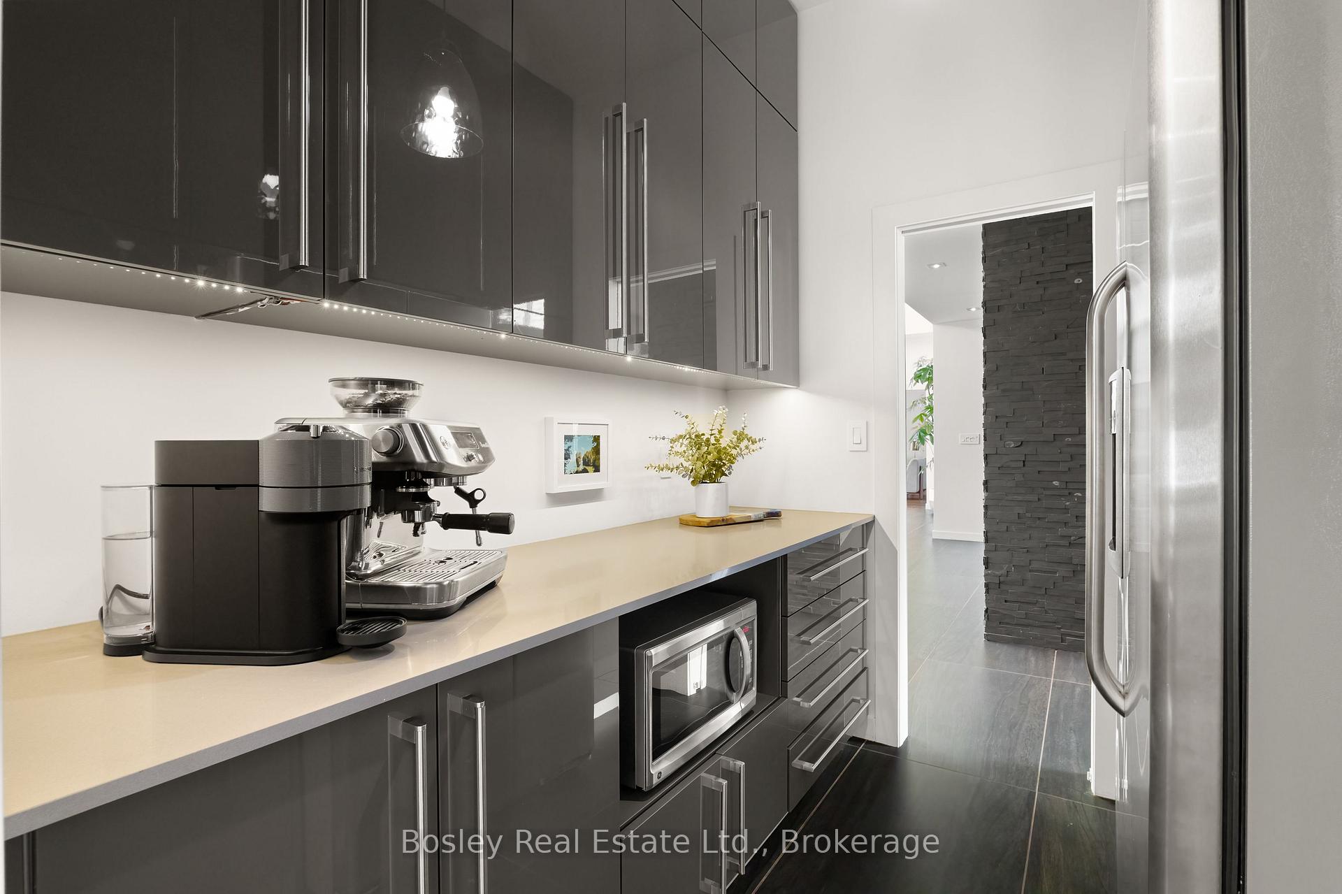 Photo 13 of 29 Tallwood Drive, Woolwich — HOMEH