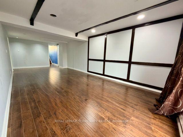 Photo 4 of Unit Bsmt, 869 Marinet Crescent, Pickering, West Shore — HOMEH