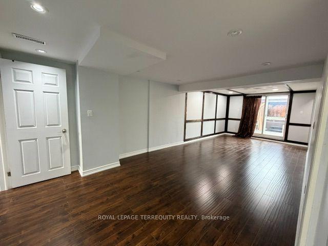 Photo 5 of Unit Bsmt, 869 Marinet Crescent, Pickering, West Shore — HOMEH