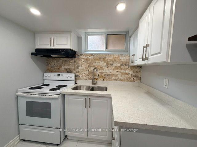 Photo 11 of Unit Bsmt, 869 Marinet Crescent, Pickering, West Shore — HOMEH