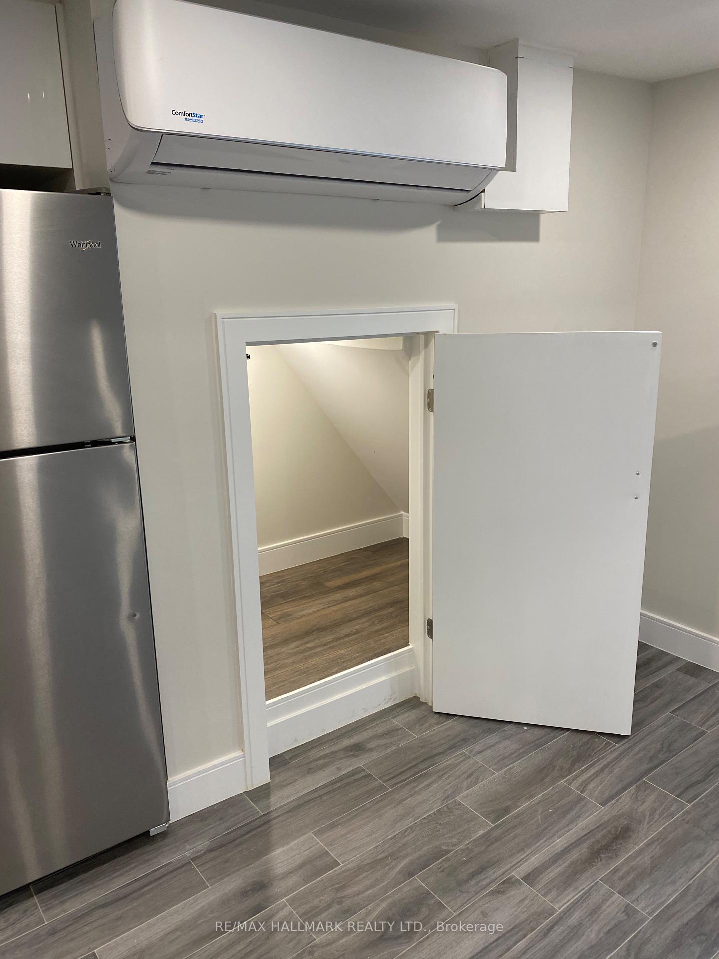 Photo 4 of Unit Lower, 14 Rosemount Avenue, Toronto, Wychwood — HOMEH