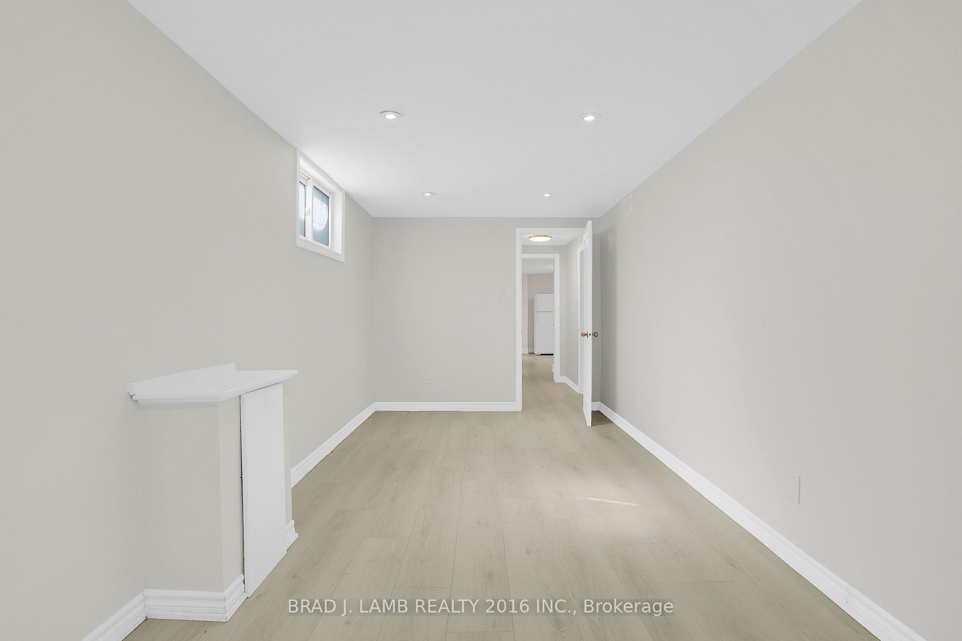 Photo 5 of Unit #Lower, 75 Marshall Street, Barrie, Allandale Heights — HOMEH