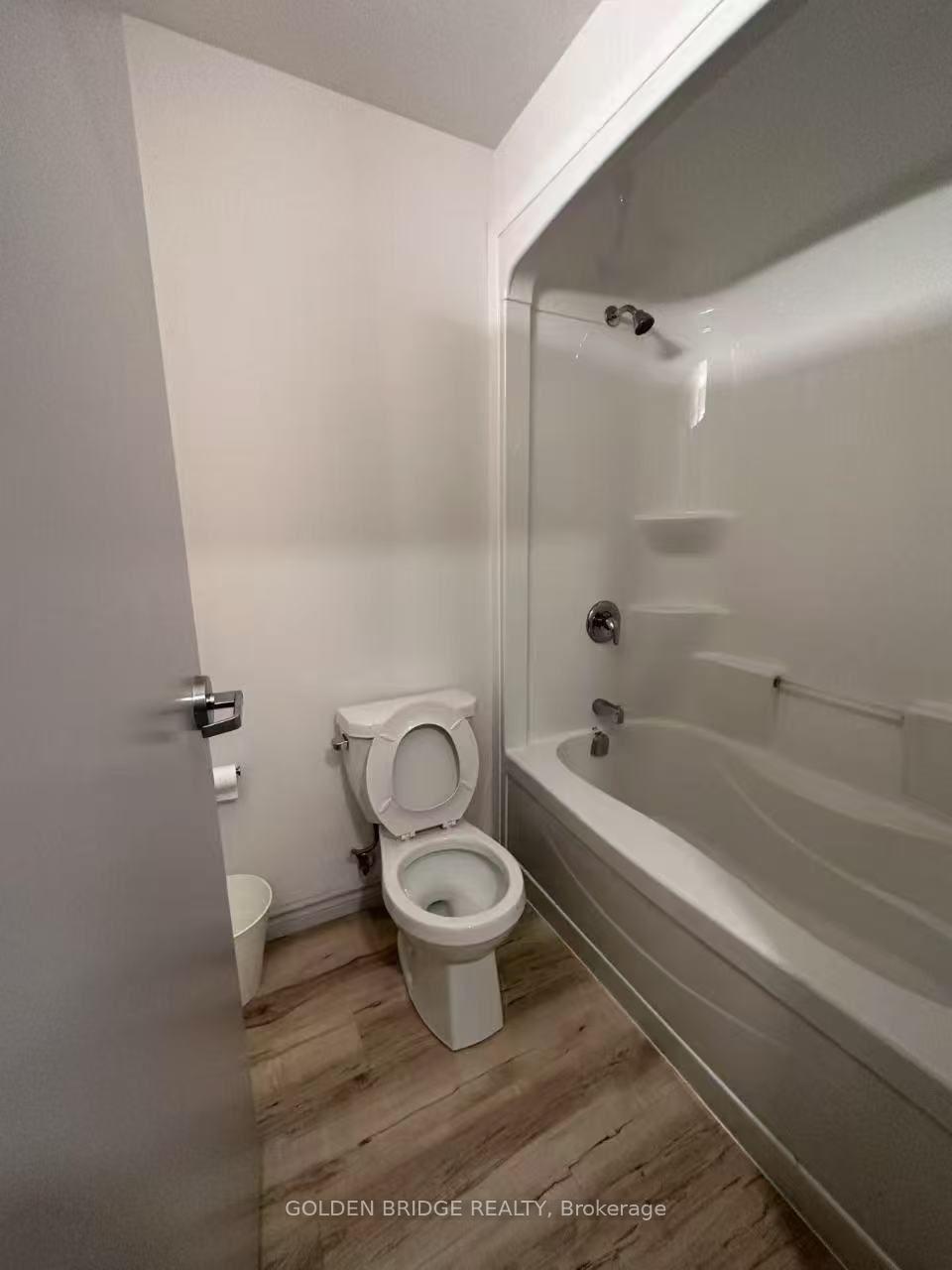 Photo 5 of Unit 302, 269 Sunview Street, Waterloo, Downtown Waterloo — HOMEH