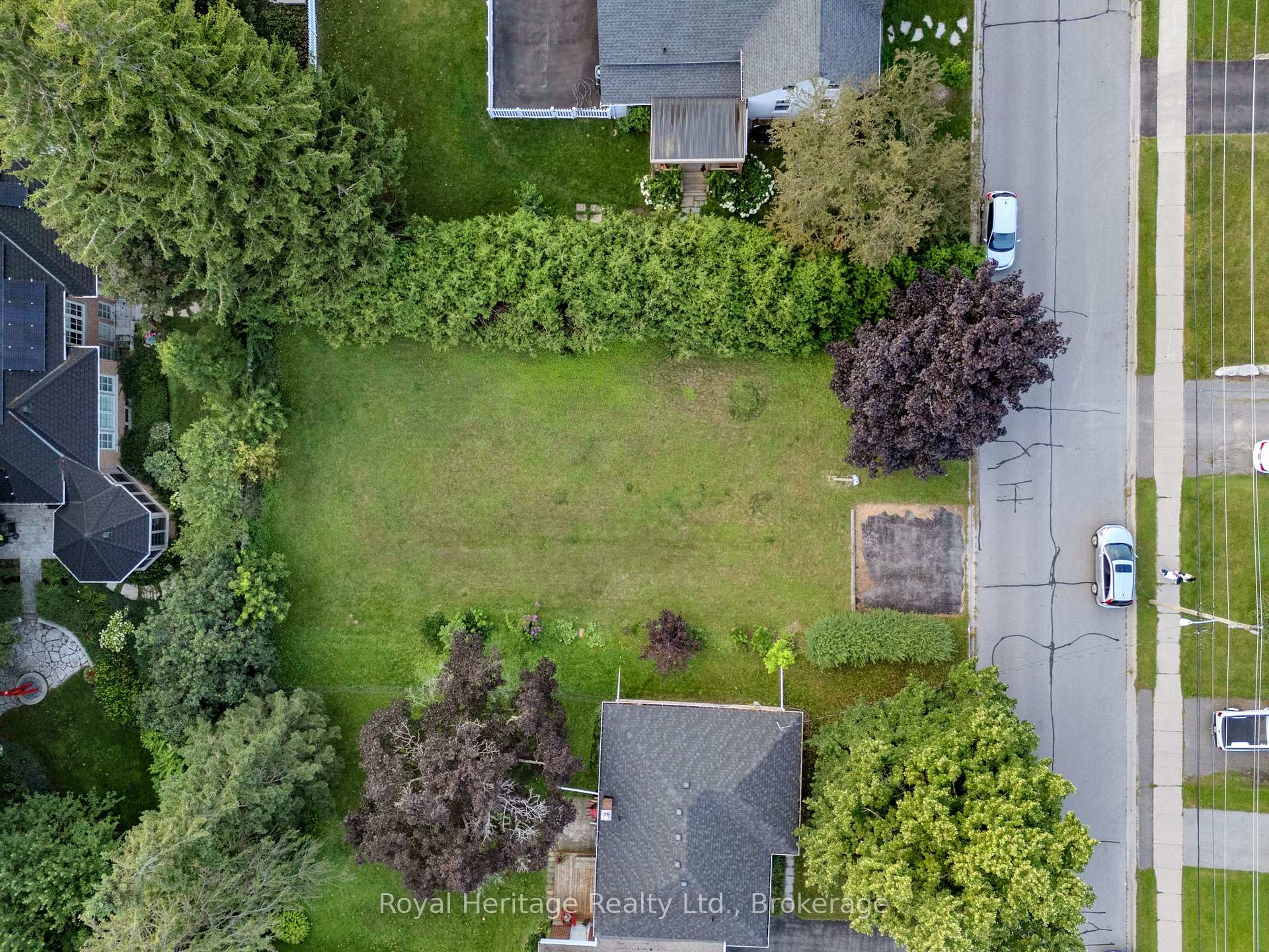 Photo 3 of 172 Beaver Street S, Clarington, Newcastle — HOMEH