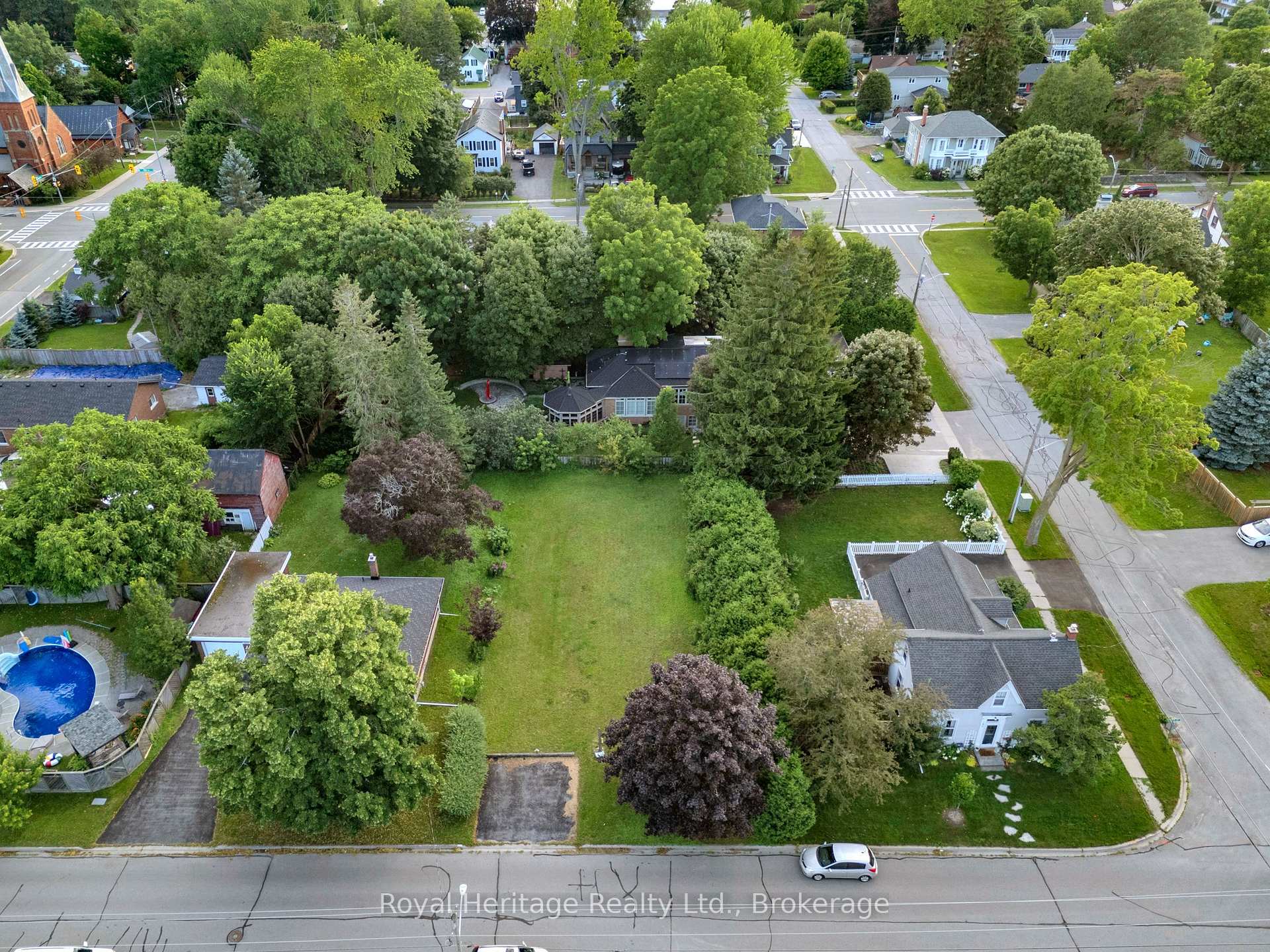 Photo 5 of 172 Beaver Street S, Clarington, Newcastle — HOMEH