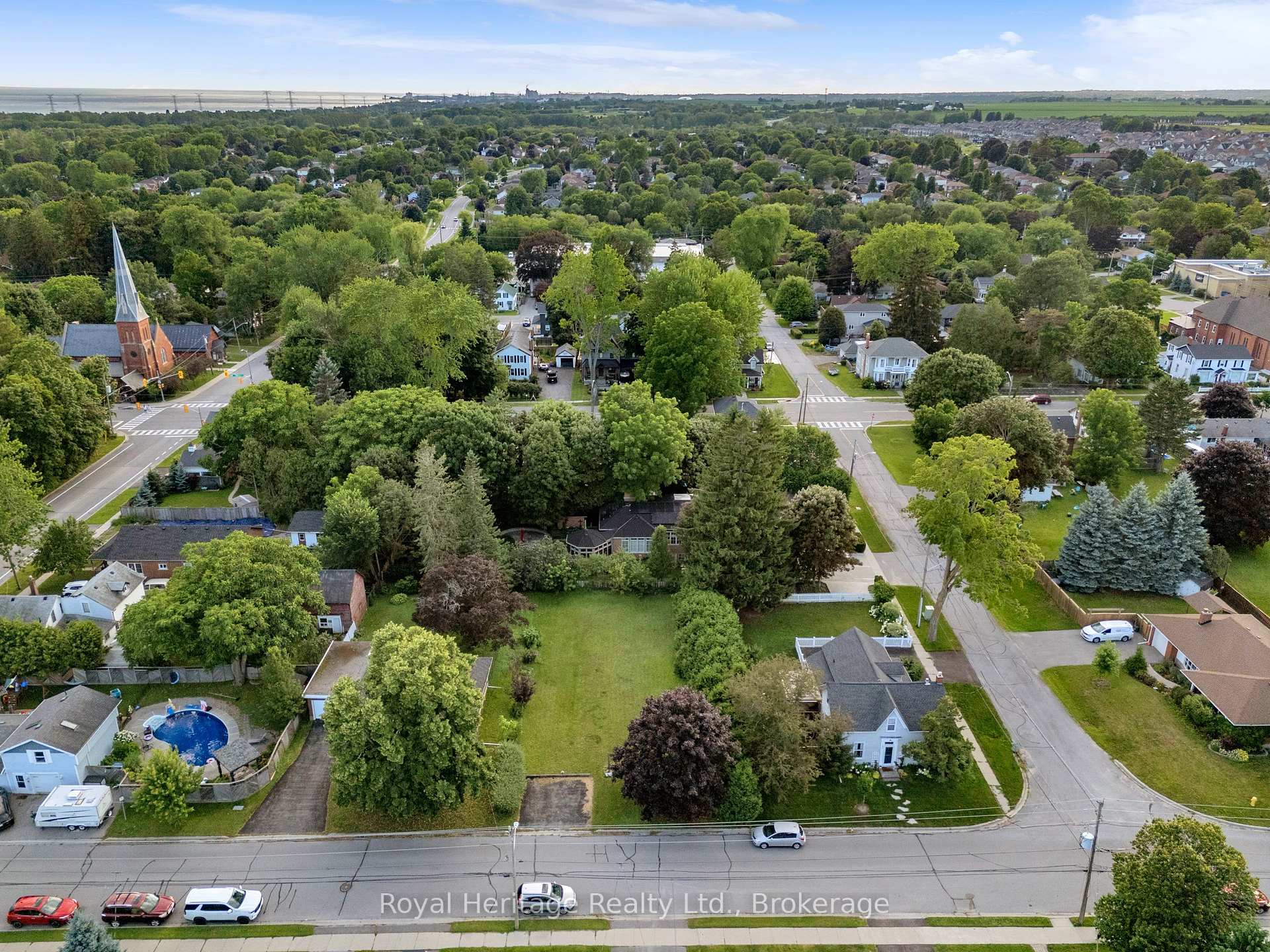 Photo 6 of 172 Beaver Street S, Clarington, Newcastle — HOMEH