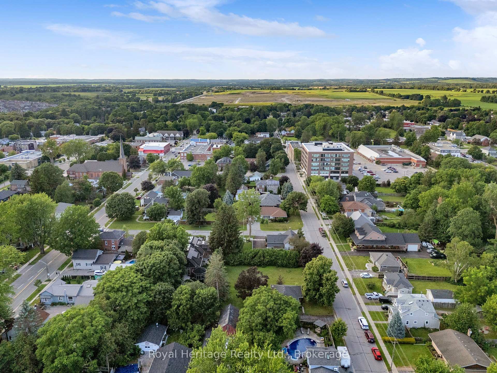 Photo 7 of 172 Beaver Street S, Clarington, Newcastle — HOMEH