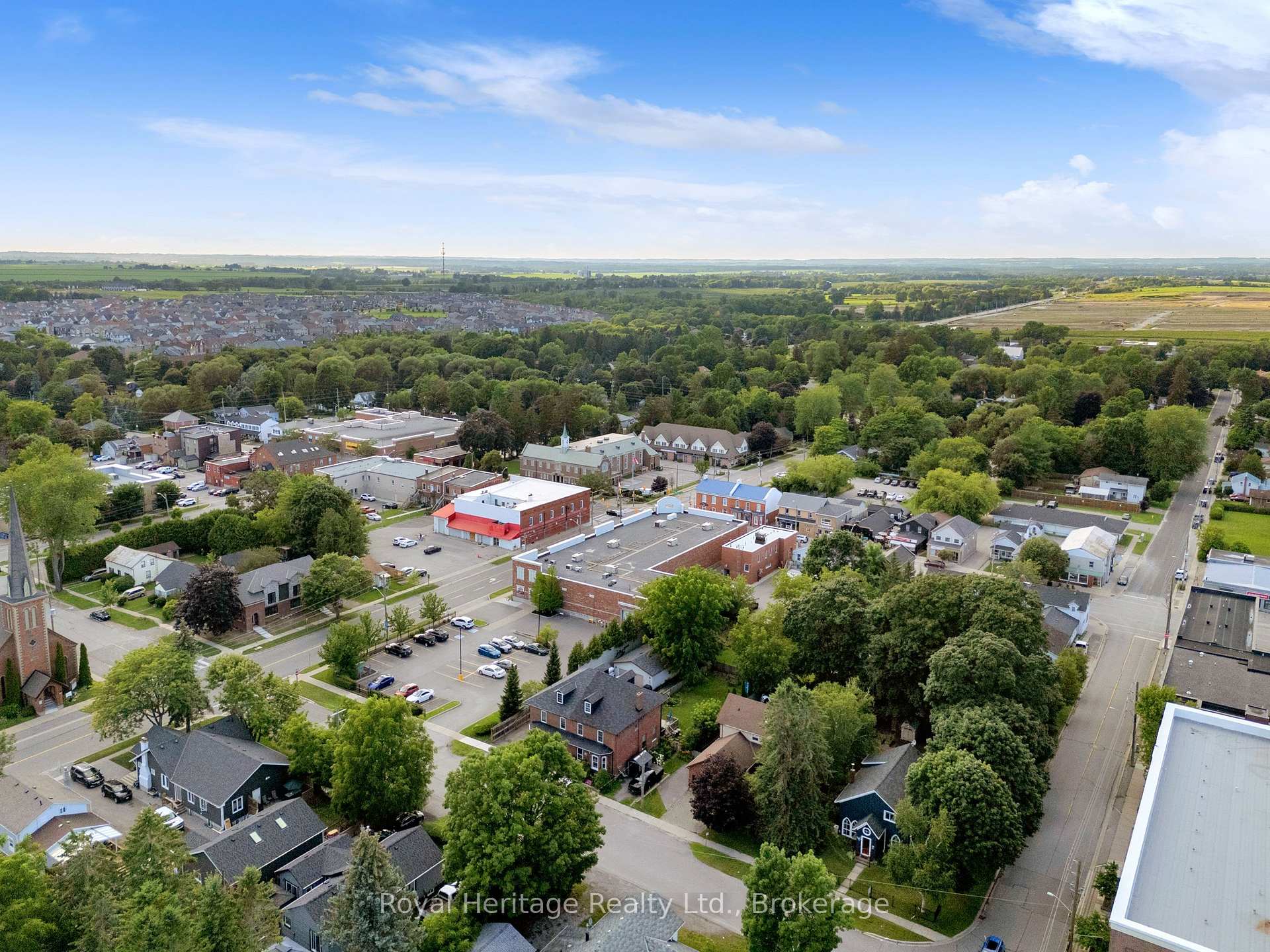 Photo 8 of 172 Beaver Street S, Clarington, Newcastle — HOMEH