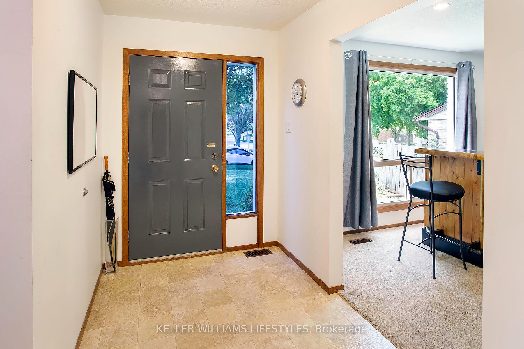 Photo 4 of 373 Blackacres Boulevard, London, North F — HOMEH