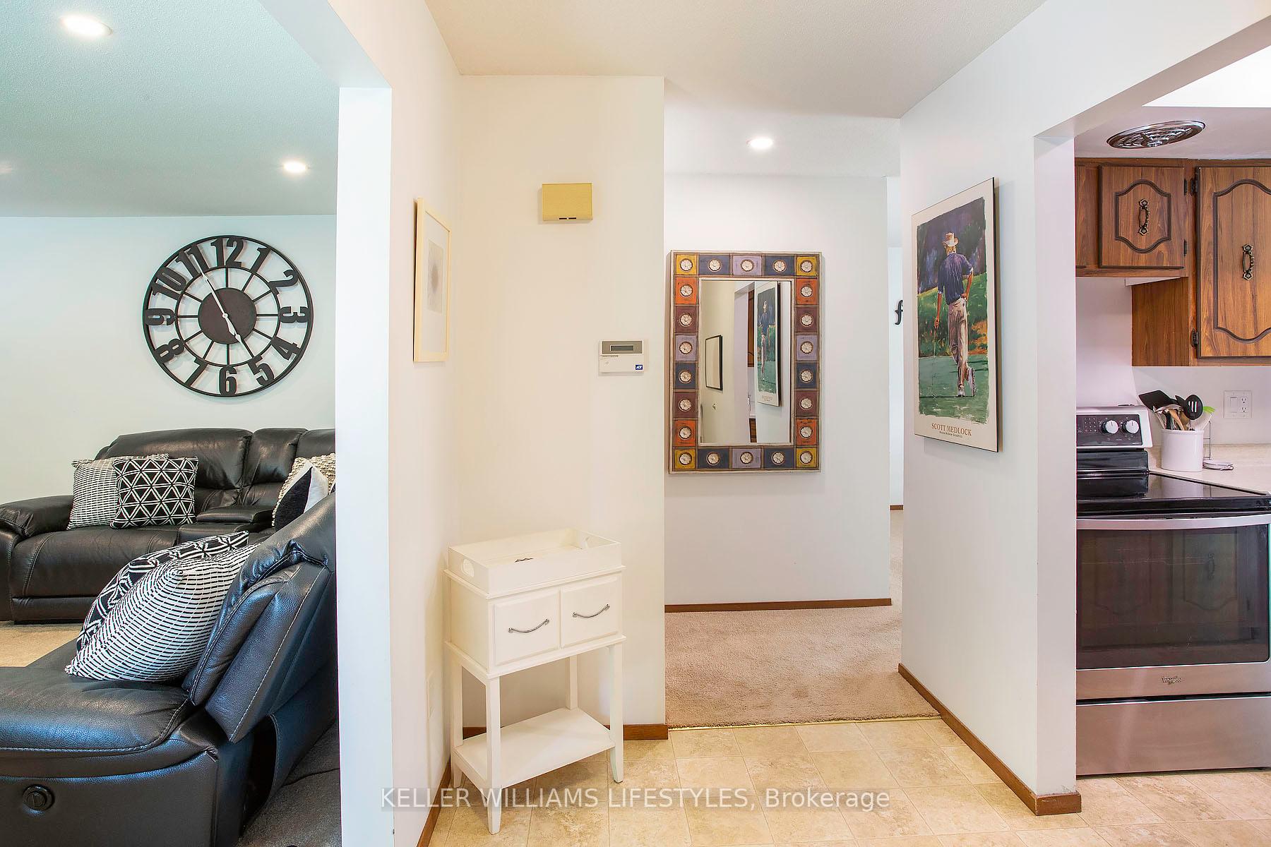 Photo 7 of 373 Blackacres Boulevard, London, North F — HOMEH