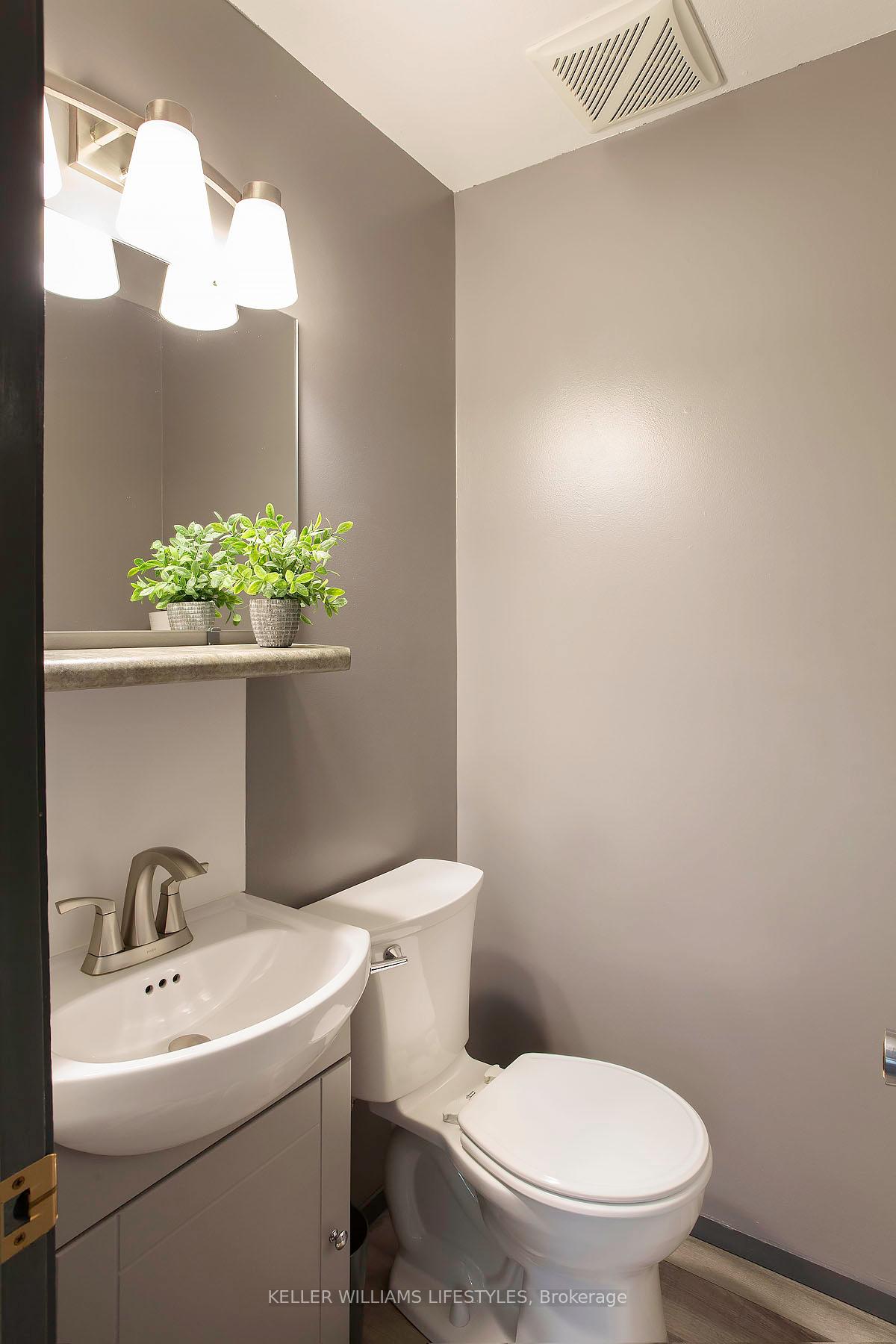 Photo 18 of 373 Blackacres Boulevard, London, North F — HOMEH