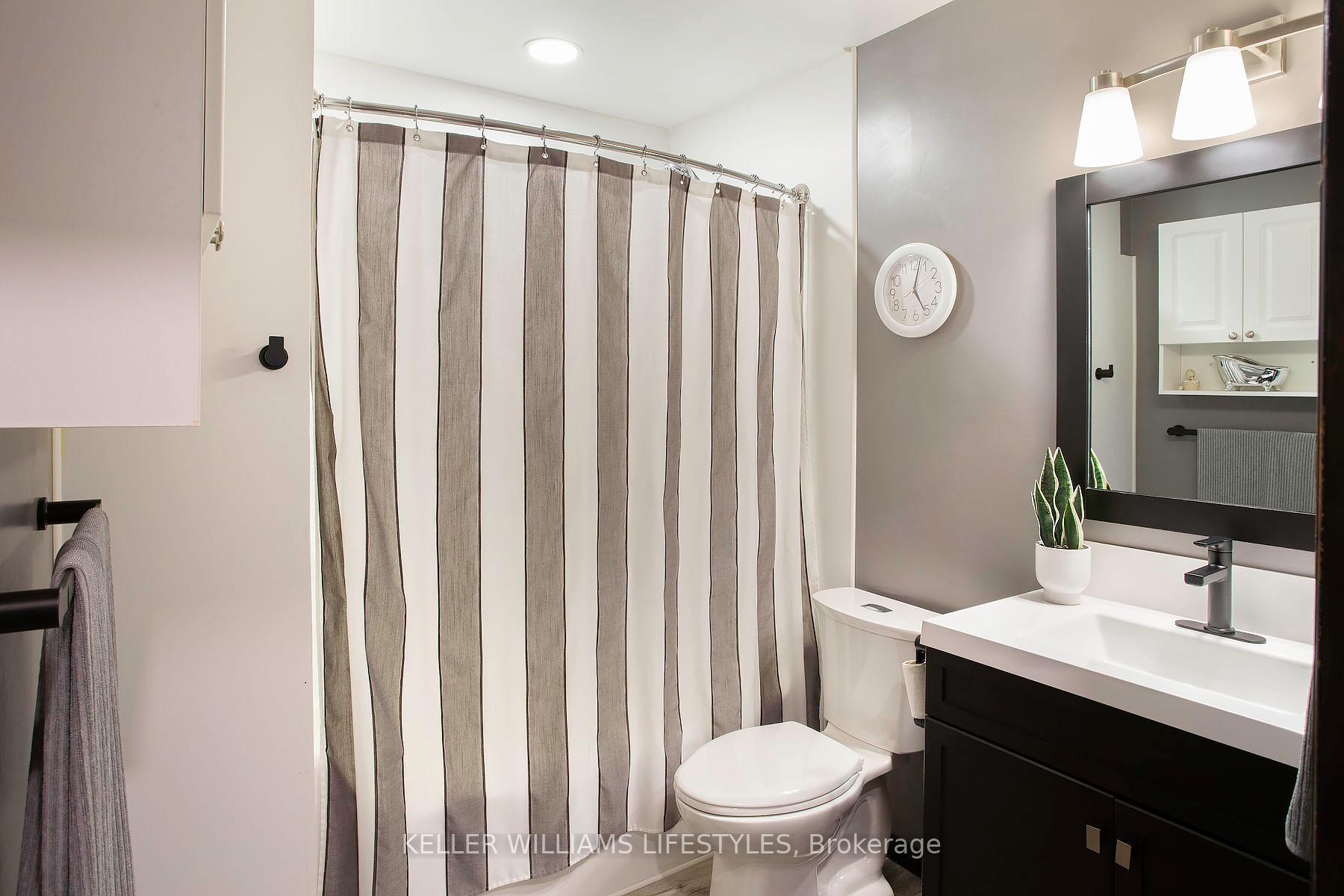 Photo 22 of 373 Blackacres Boulevard, London, North F — HOMEH