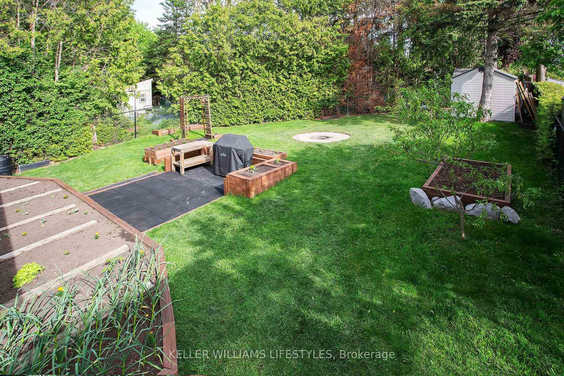 Photo 24 of 373 Blackacres Boulevard, London, North F — HOMEH