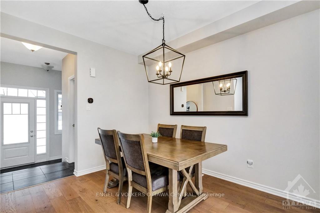 Photo 9 of 526 Cope Drive, Ottawa, Kanata - Emerald Meadows/Trailwest — HOMEH