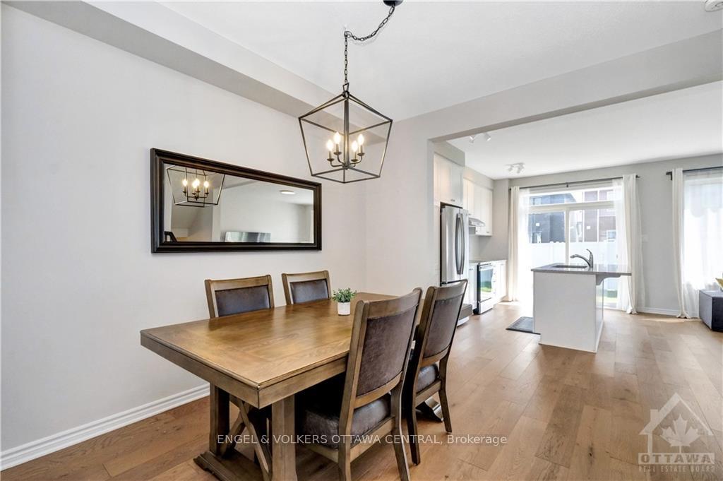 Photo 10 of 526 Cope Drive, Ottawa, Kanata - Emerald Meadows/Trailwest — HOMEH
