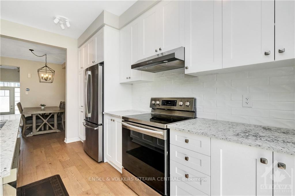 Photo 15 of 526 Cope Drive, Ottawa, Kanata - Emerald Meadows/Trailwest — HOMEH