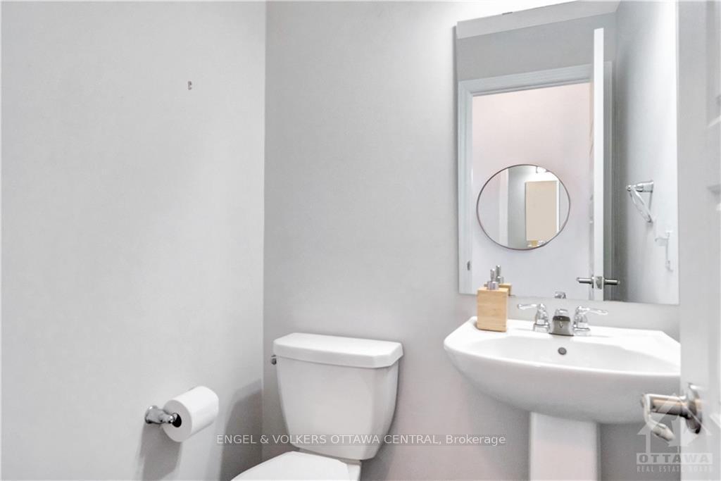 Photo 16 of 526 Cope Drive, Ottawa, Kanata - Emerald Meadows/Trailwest — HOMEH