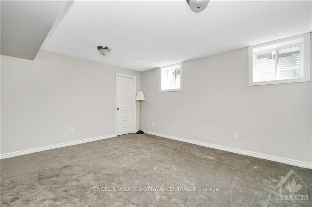 Photo 26 of 526 Cope Drive, Ottawa, Kanata - Emerald Meadows/Trailwest — HOMEH