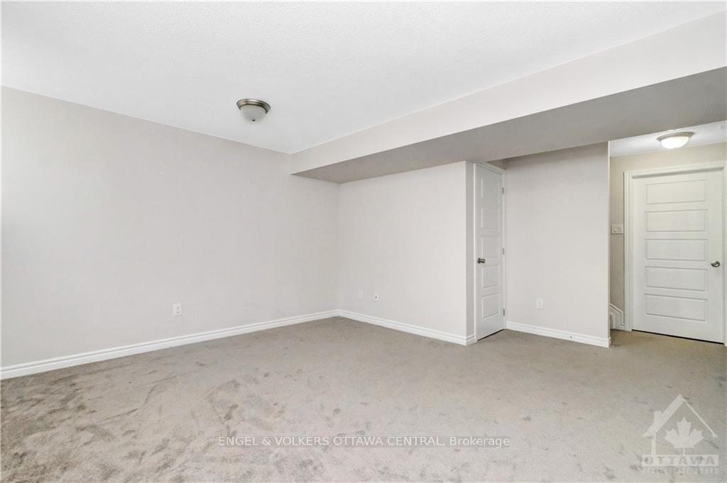Photo 27 of 526 Cope Drive, Ottawa, Kanata - Emerald Meadows/Trailwest — HOMEH