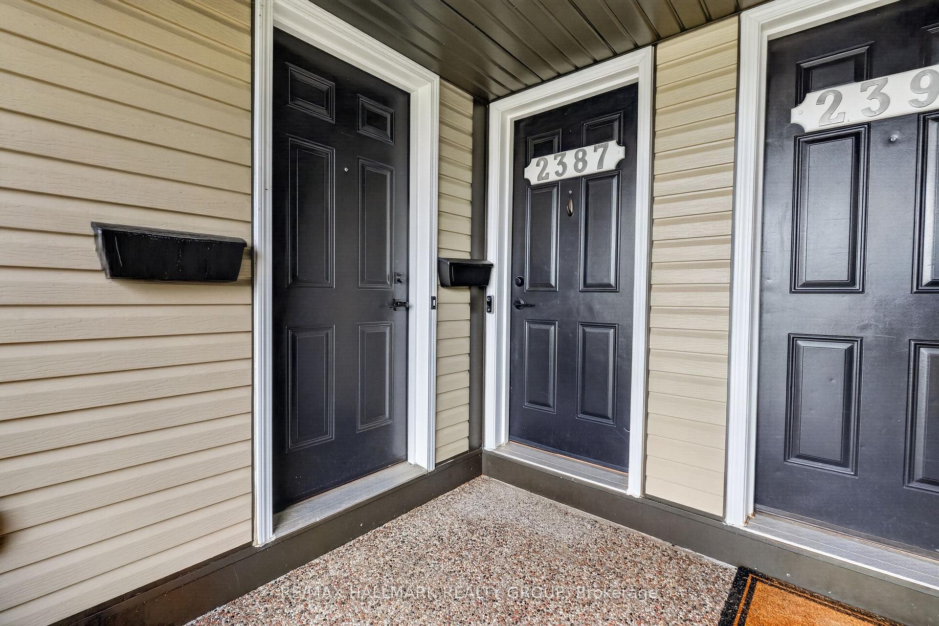 Photo 5 of 2387 Esprit Drive, Ottawa, Avalon East — HOMEH