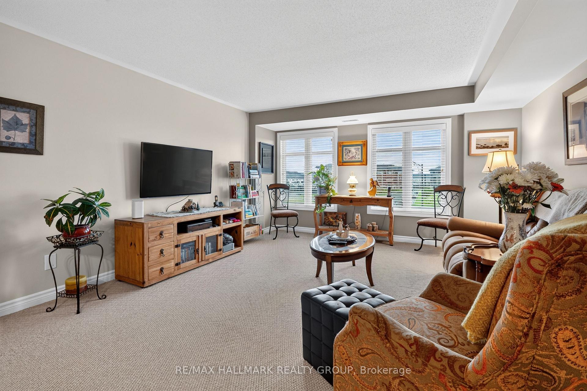 Photo 9 of 2387 Esprit Drive, Ottawa, Avalon East — HOMEH