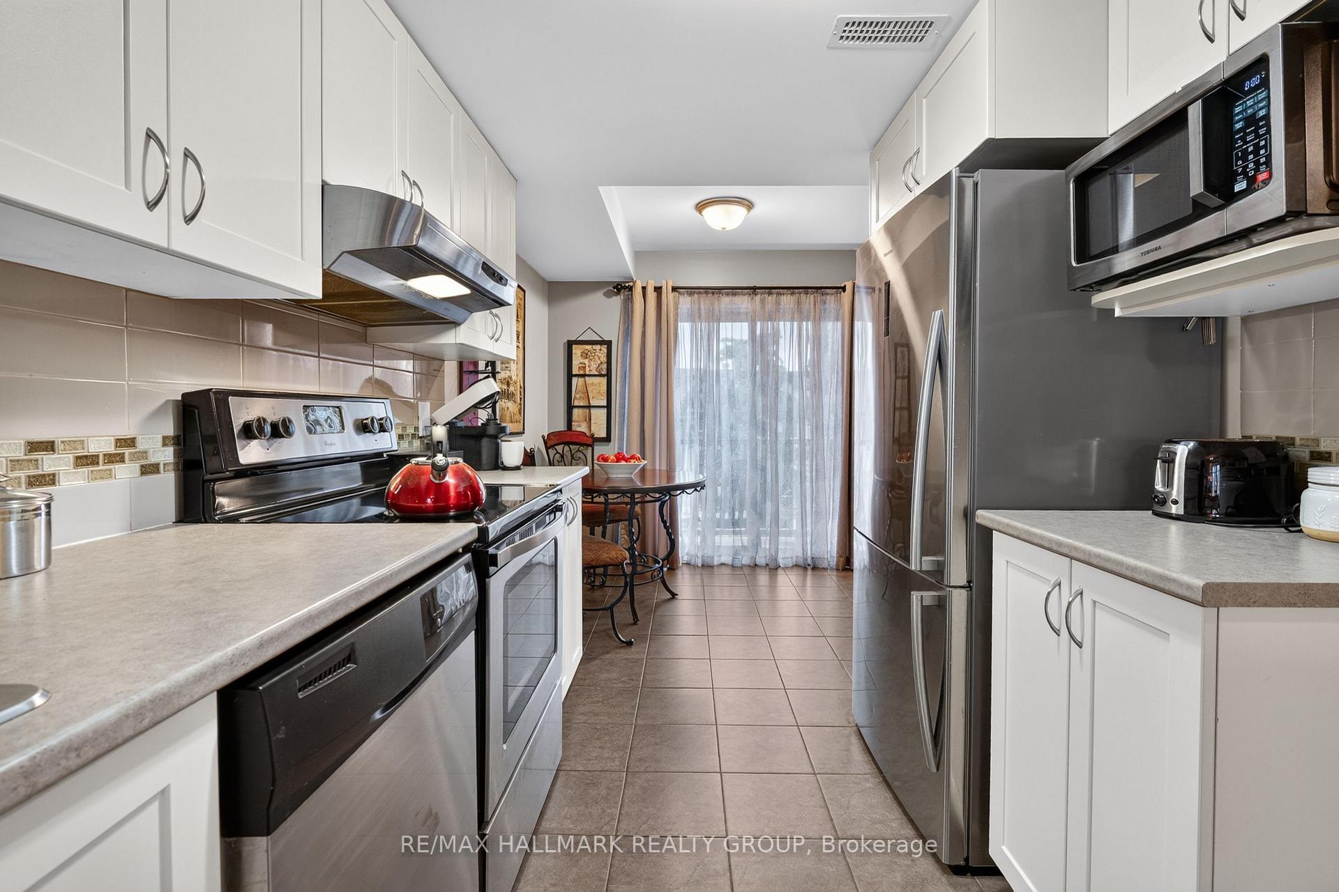 Photo 15 of 2387 Esprit Drive, Ottawa, Avalon East — HOMEH