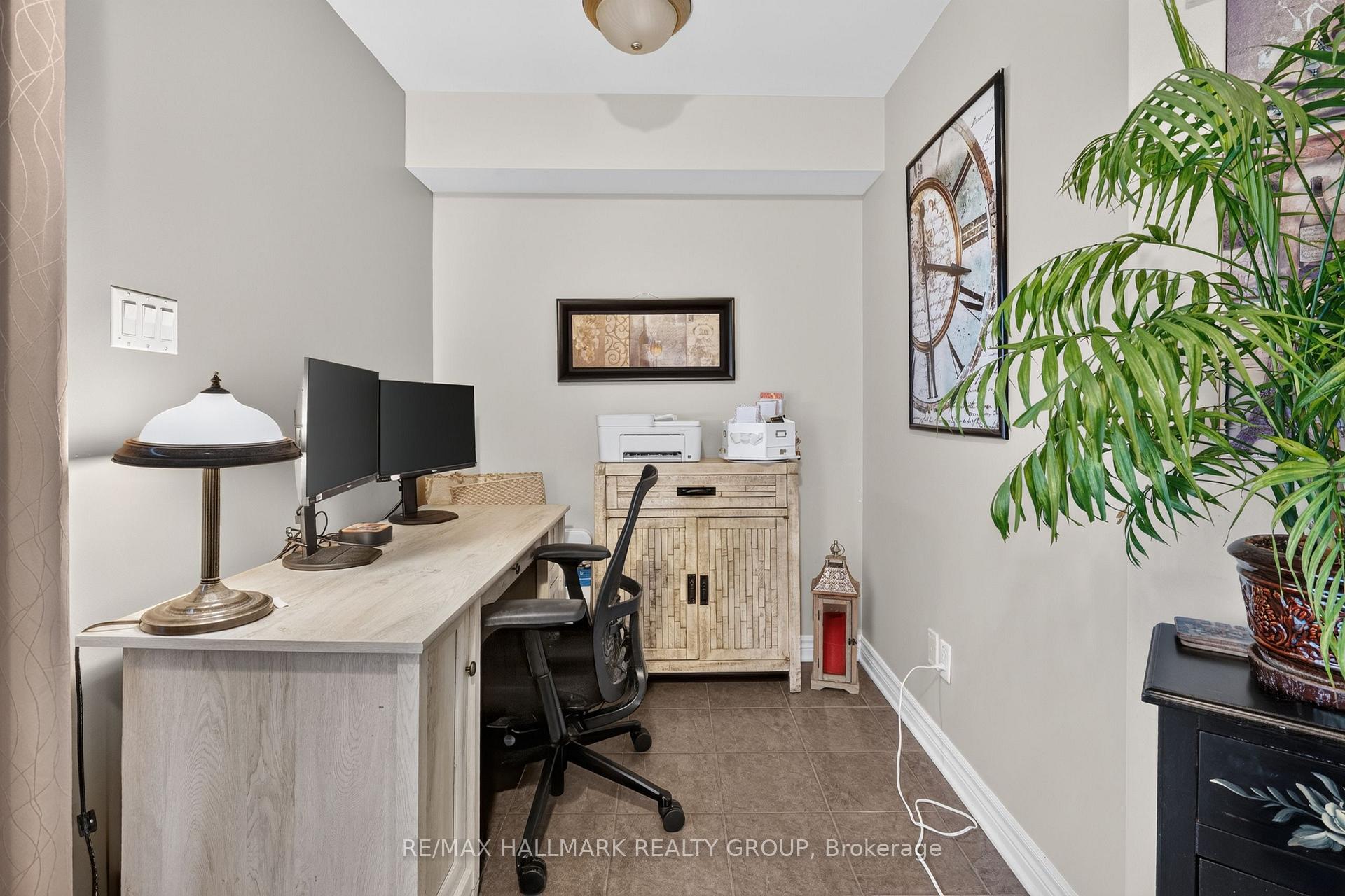 Photo 18 of 2387 Esprit Drive, Ottawa, Avalon East — HOMEH