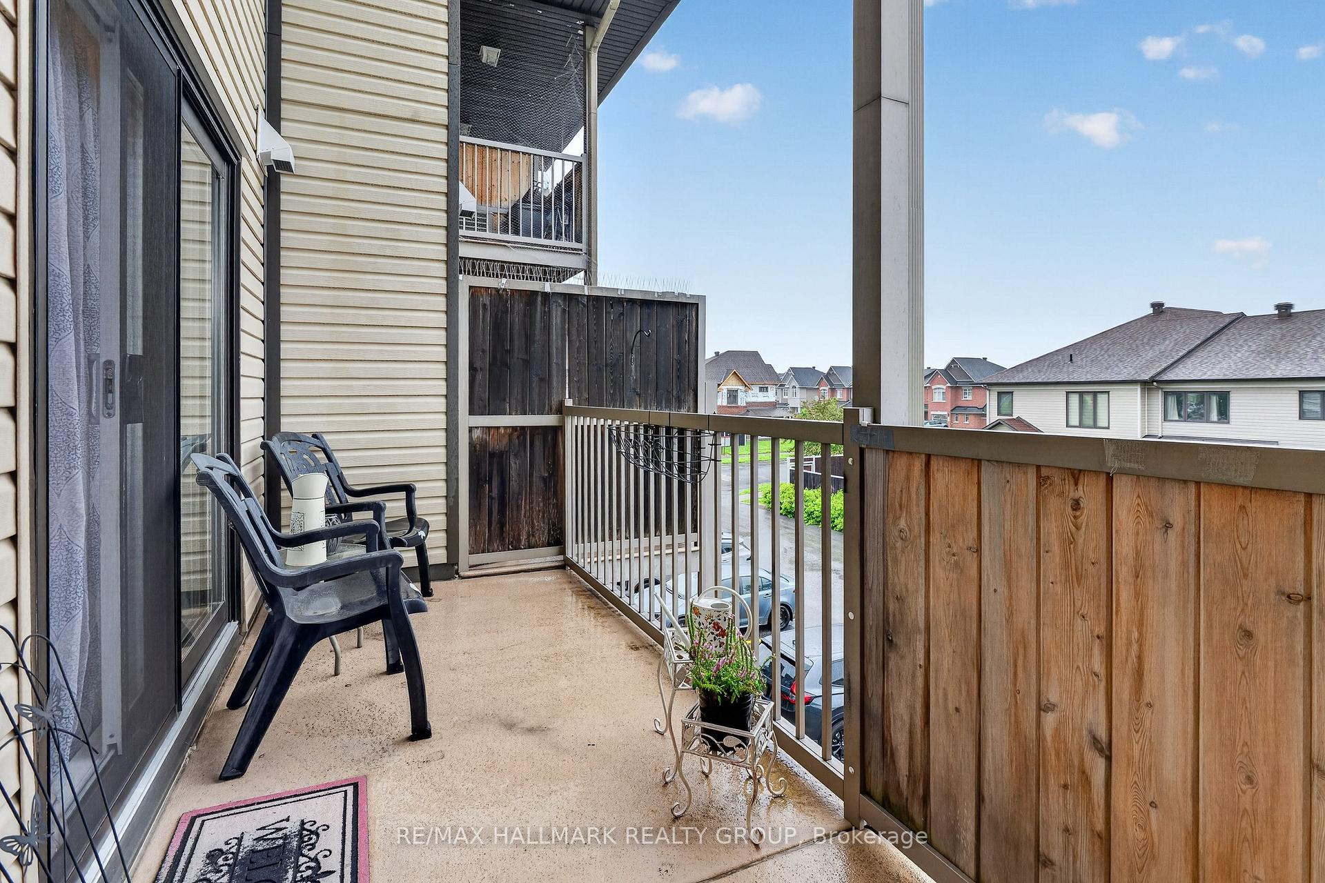 Photo 19 of 2387 Esprit Drive, Ottawa, Avalon East — HOMEH