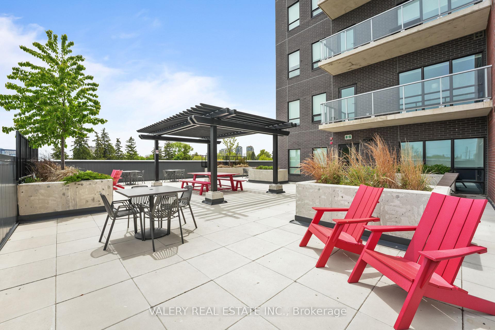 Photo 10 of Unit 1508, 155 King Street N, Waterloo, Beechwood/University — HOMEH