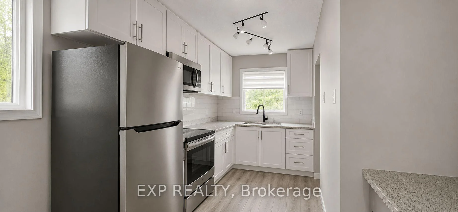 Photo 8 of Unit Main Level, 87 Wellington Street E, Brampton, Downtown Brampton — HOMEH