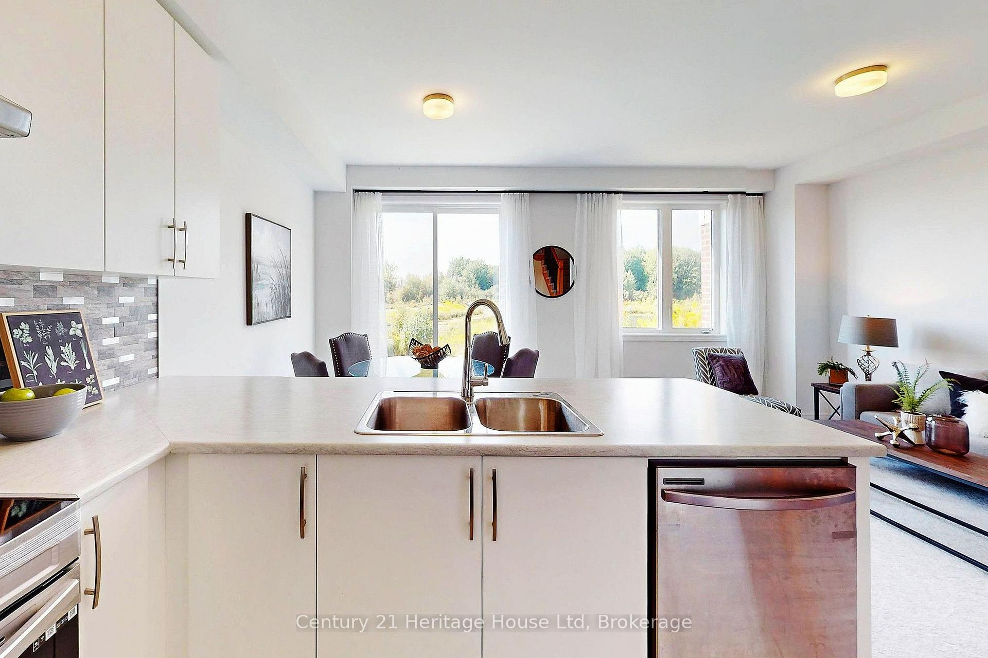 Photo 5 of 104 Edminston Drive, Centre Wellington, Fergus — HOMEH