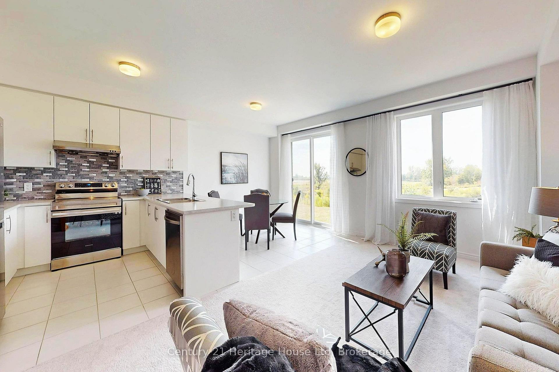 Photo 14 of 104 Edminston Drive, Centre Wellington, Fergus — HOMEH