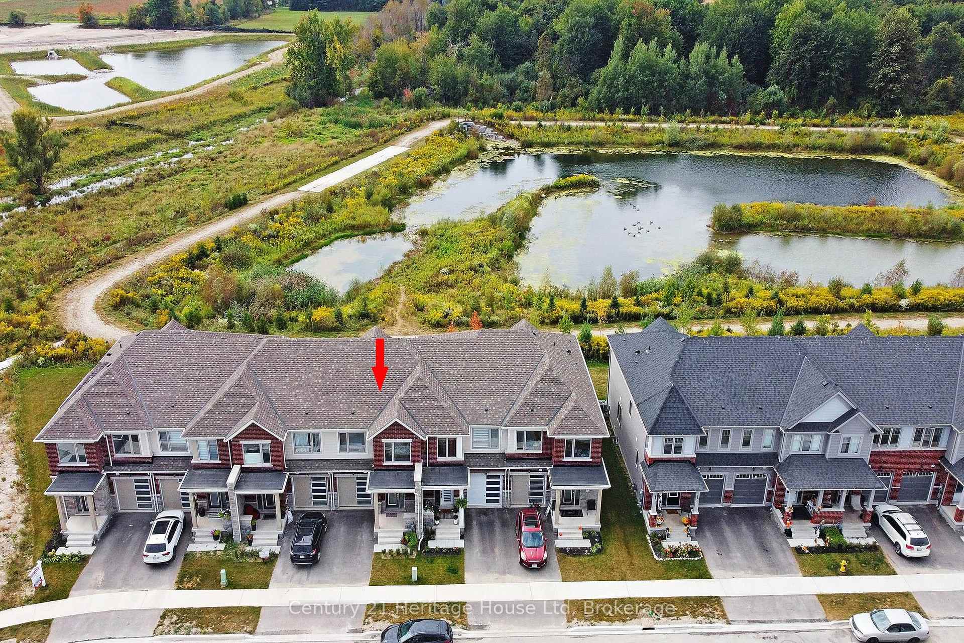 Photo 31 of 104 Edminston Drive, Centre Wellington, Fergus — HOMEH