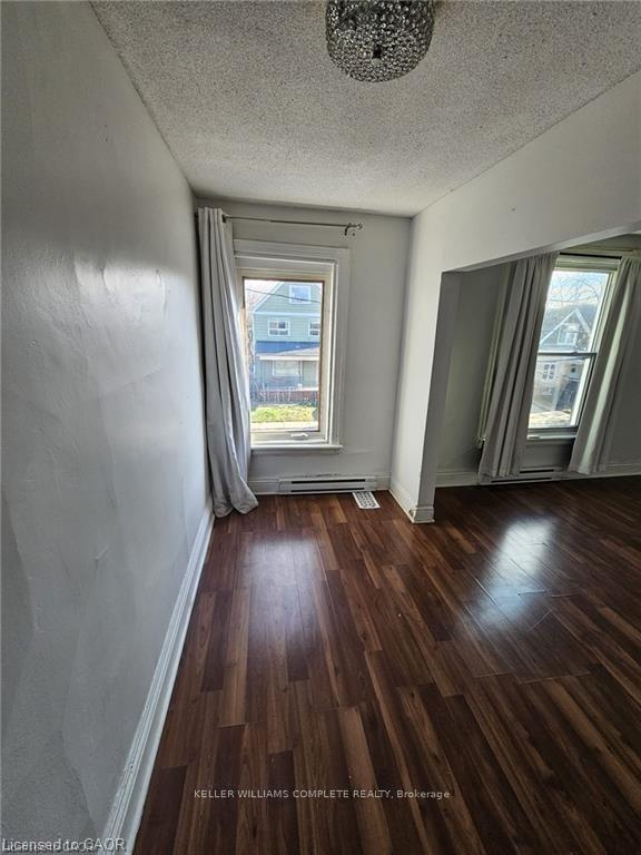 Photo 14 of 219 Avondale Street, Hamilton, Crown Point — HOMEH