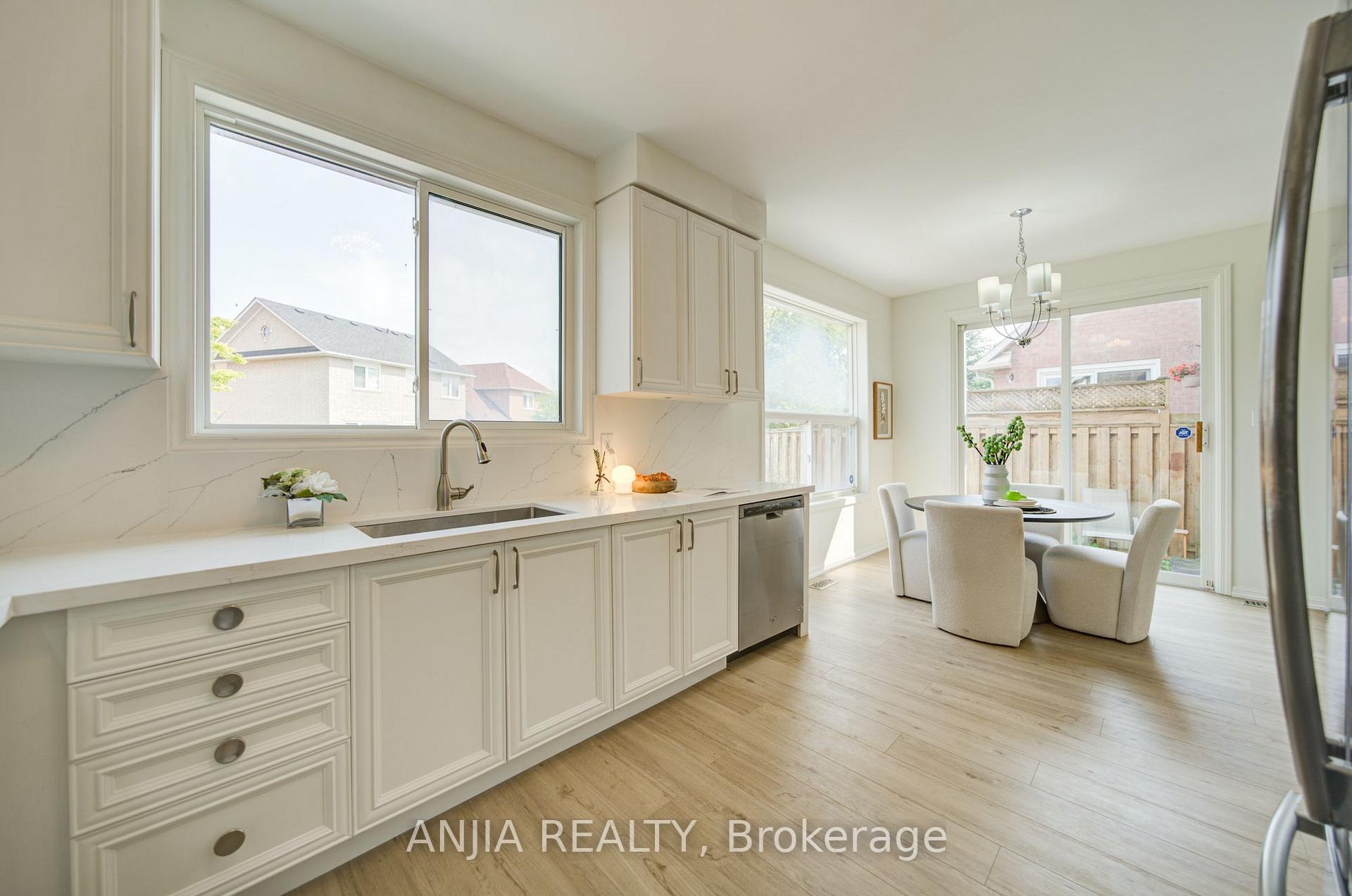 Photo 19 of 16 Staynor Crescent, Markham, Wismer — HOMEH