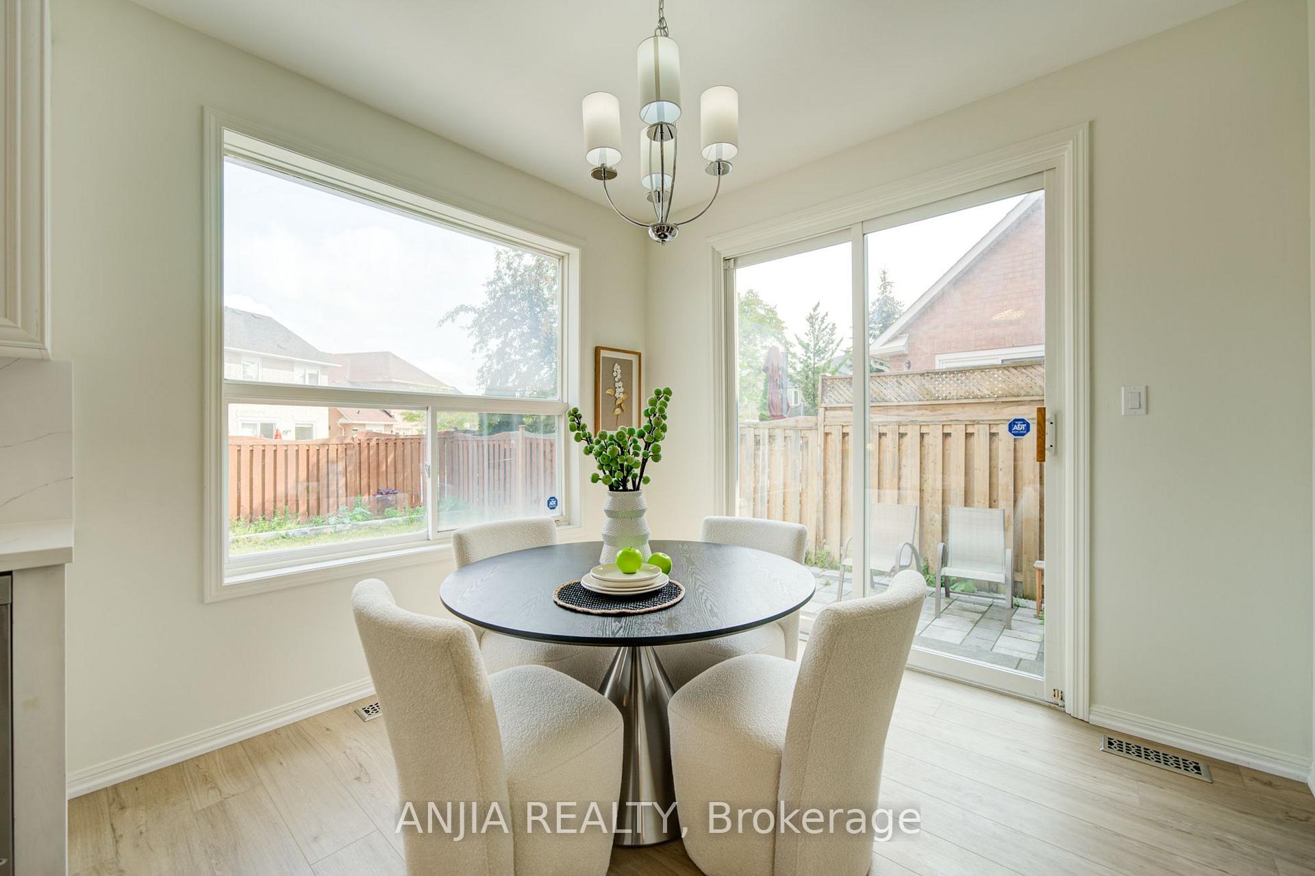 Photo 23 of 16 Staynor Crescent, Markham, Wismer — HOMEH